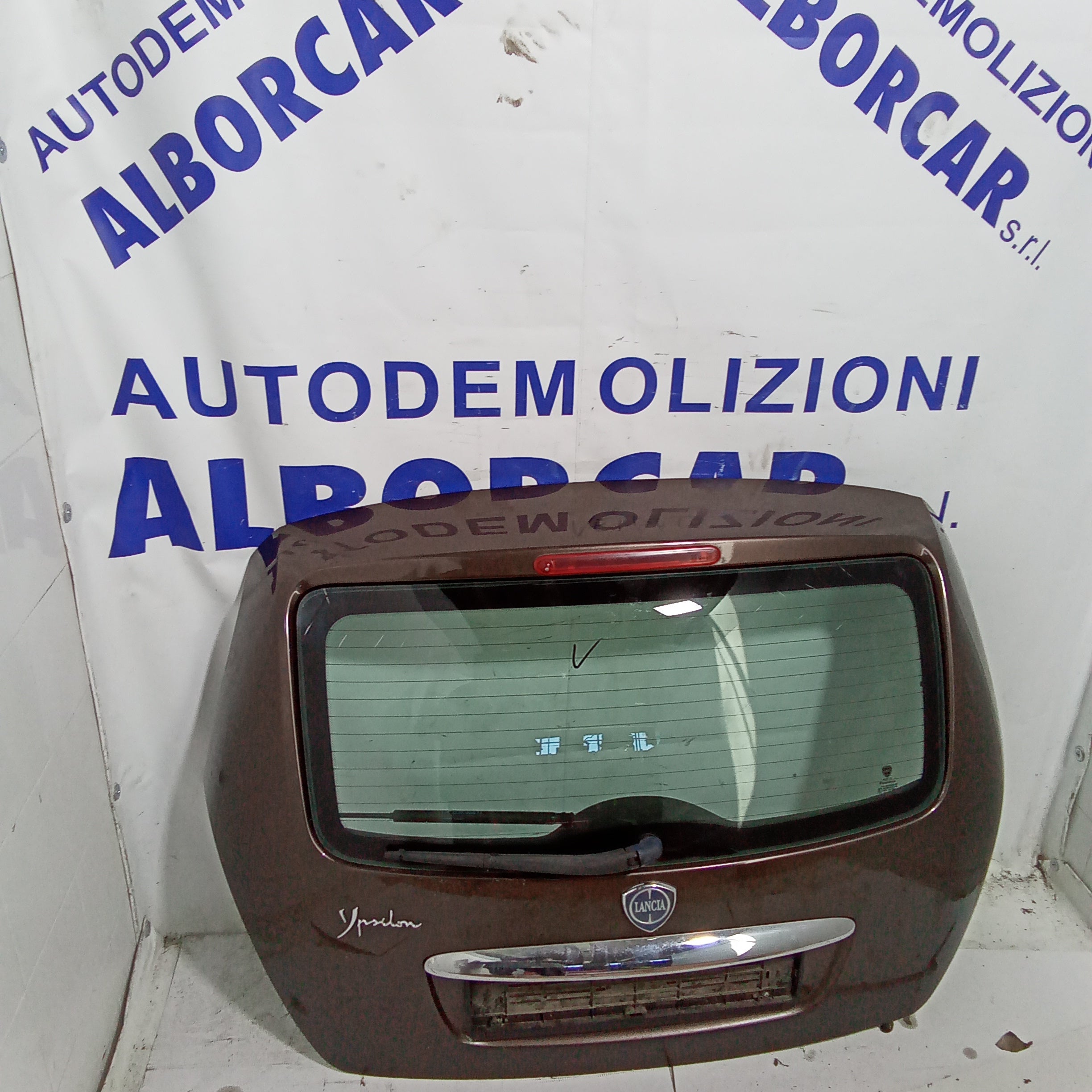 Cofano baule posteriore lancia y anno 2008