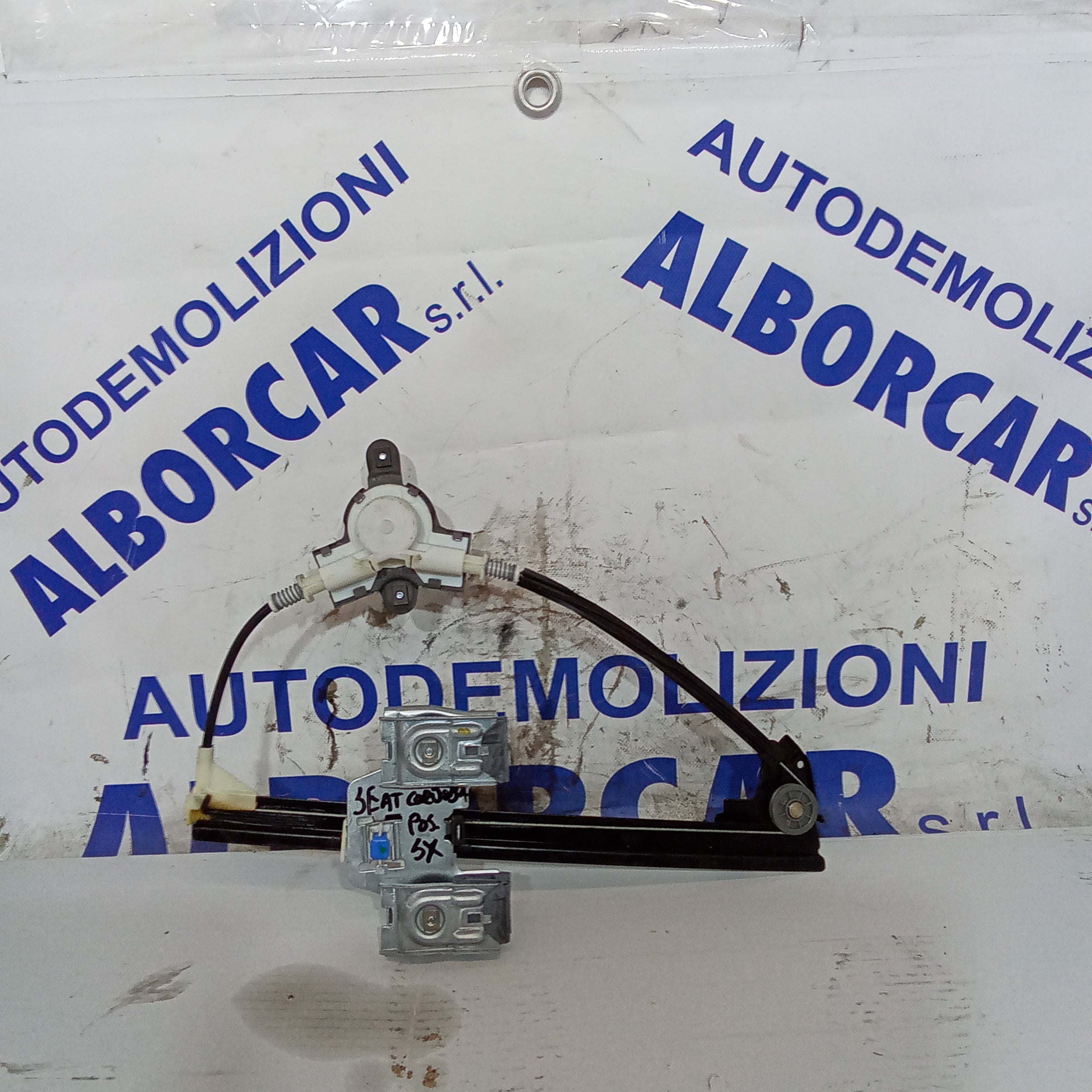alzavetro posteriore sinistro seat cordoba 1.4 anno 2011