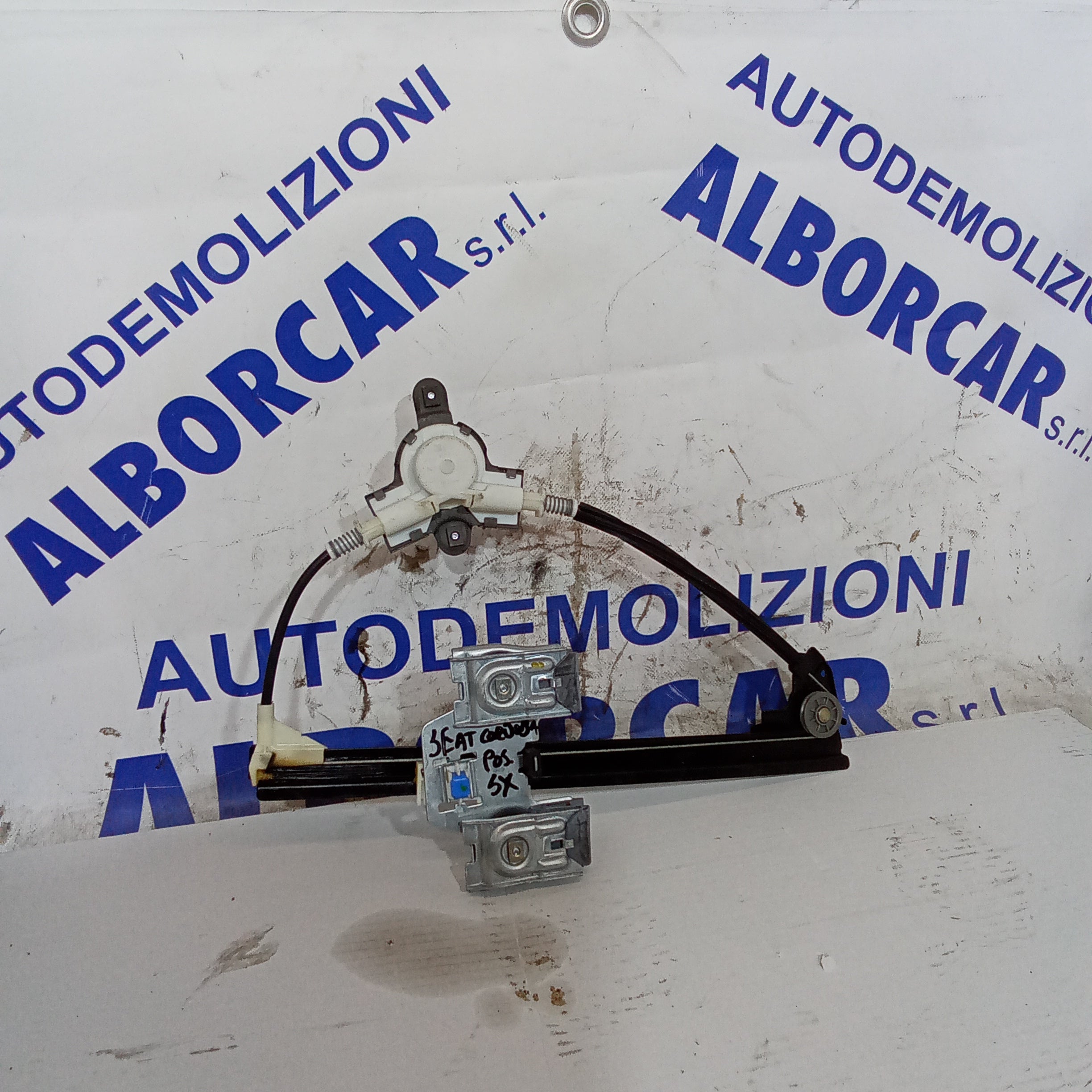 alzavetro posteriore sinistro seat cordoba 1.4 anno 2011