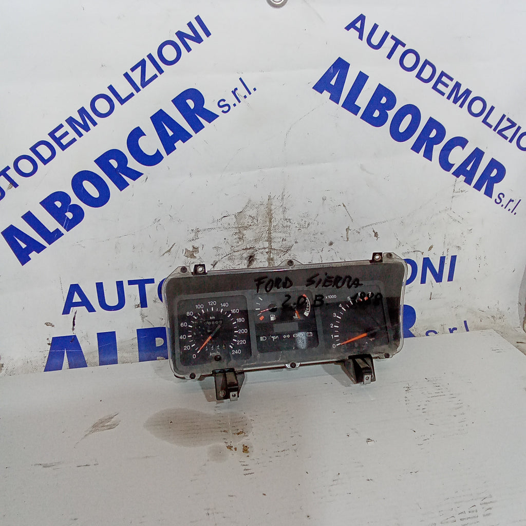 Quadro strumenti contachilometri  Ford sierra 2.0 benzina anno 1988