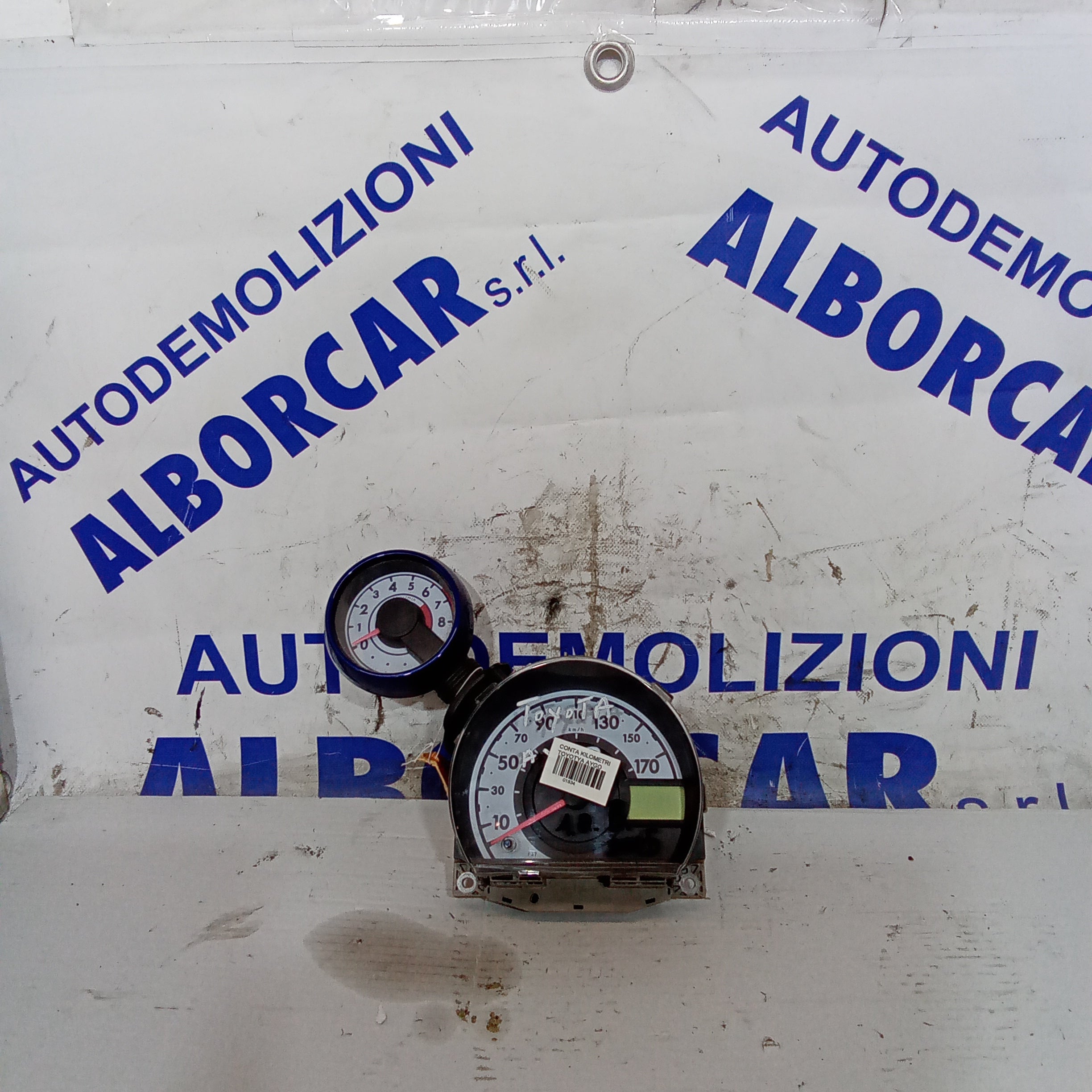 quadro strumenti/contachilometri Toyota aygo 1^serie 1.0 benzina anno 2005 codice 83800-0H022