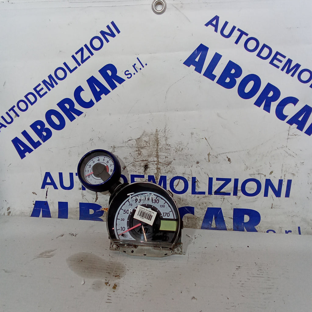 quadro strumenti/contachilometri Toyota aygo 1^serie 1.0 benzina anno 2005 codice 83800-0H022
