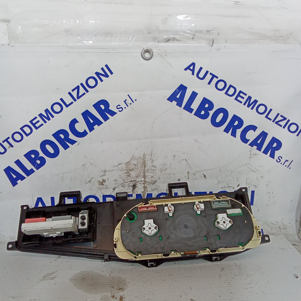 quadro strumenti contachilometri Renault velsatis 2.2 dci anno 1999 codice 5514000062