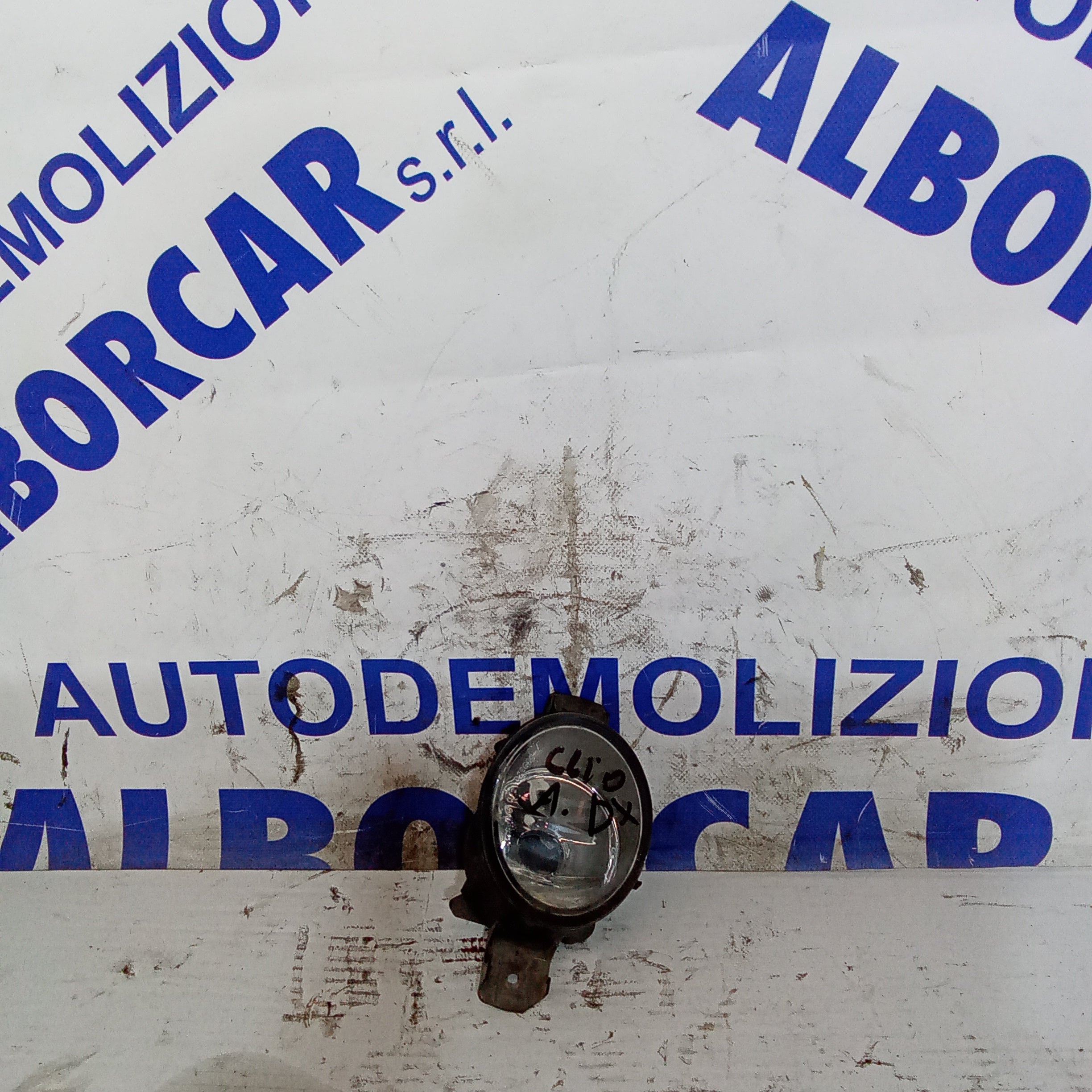 faro fendinebbia anteriore destro renault clio 1.2 benzina anno 2002