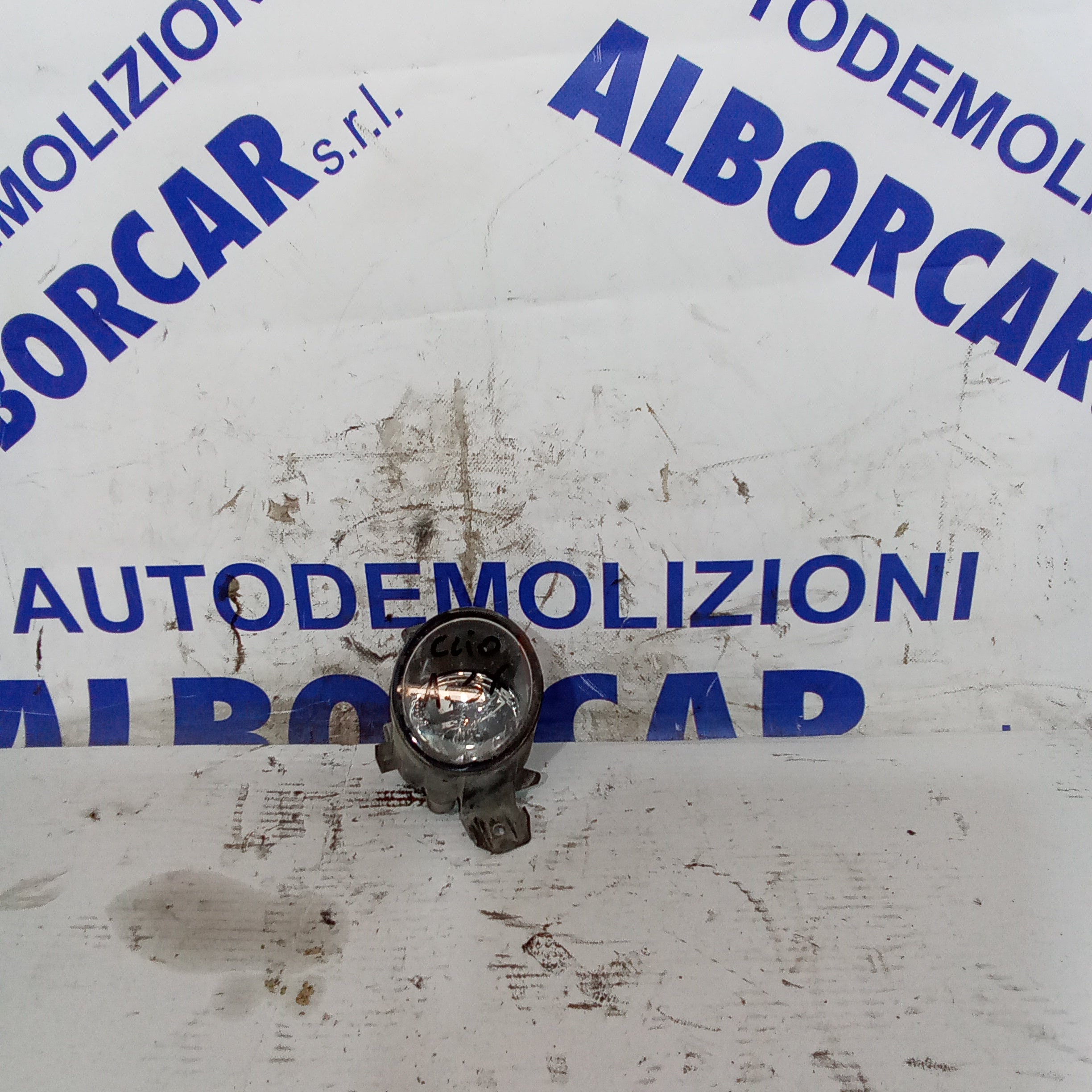 faro fendinebbia anteriore sinistro renault clio 1.2 benzina anno 2002