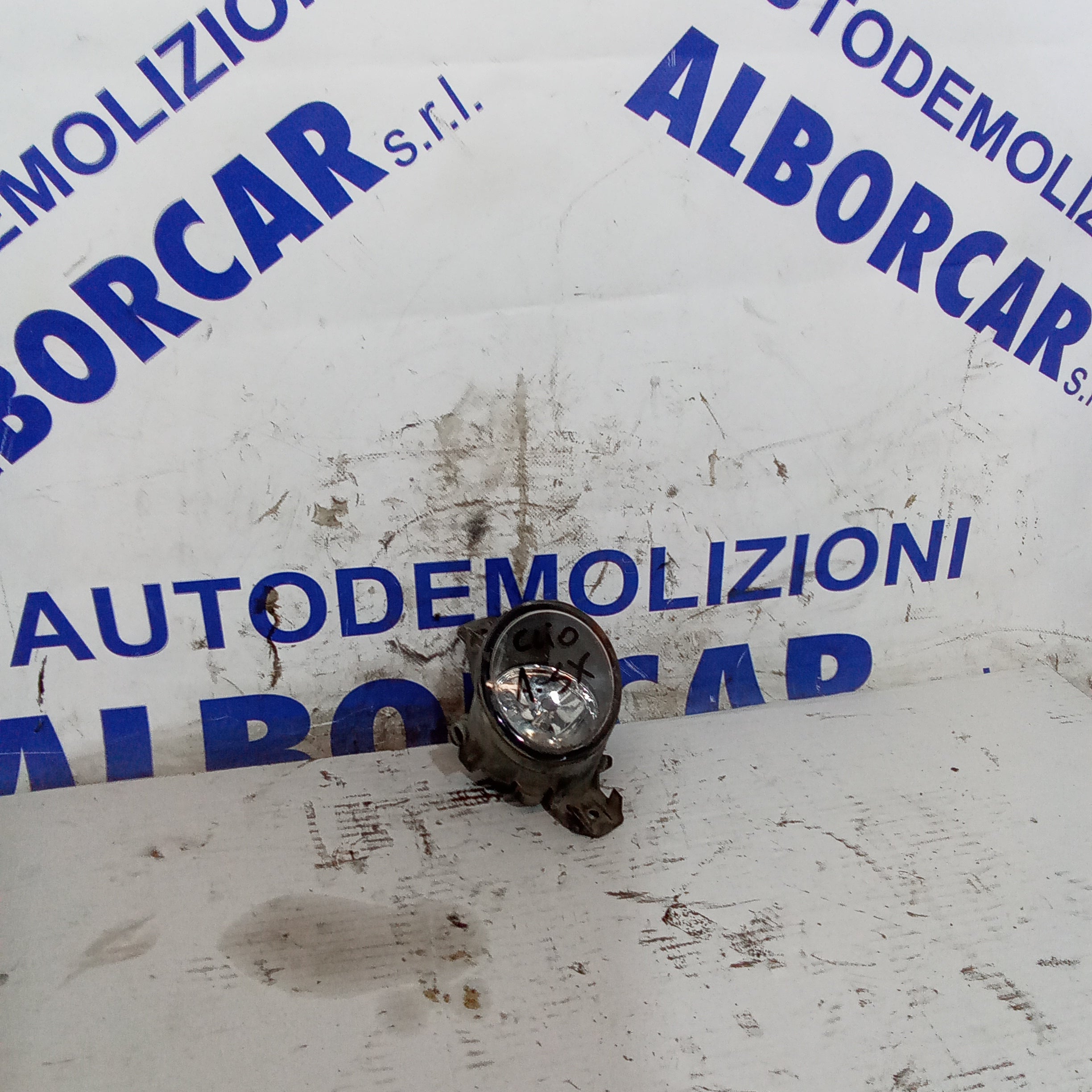 faro fendinebbia anteriore sinistro renault clio 1.2 benzina anno 2002