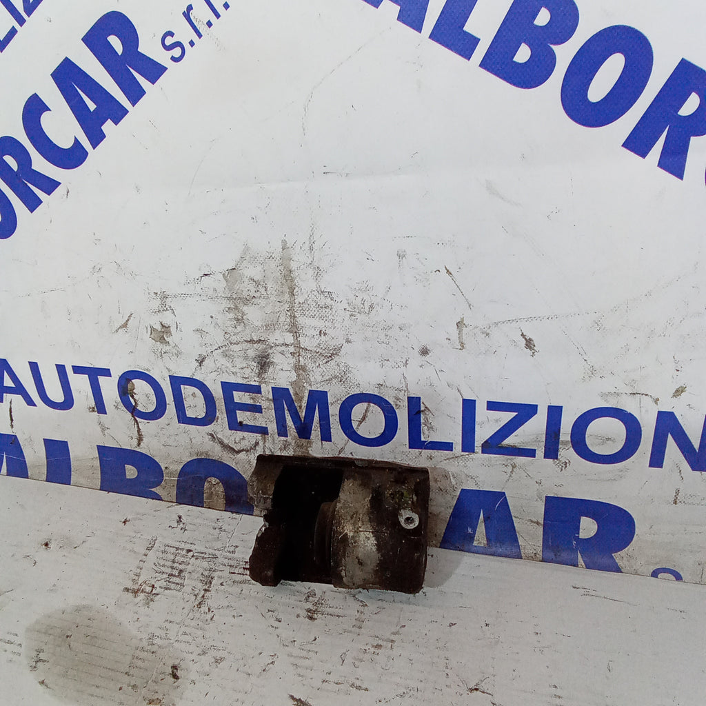 Pinza de freno delantera derecha Fiat 124