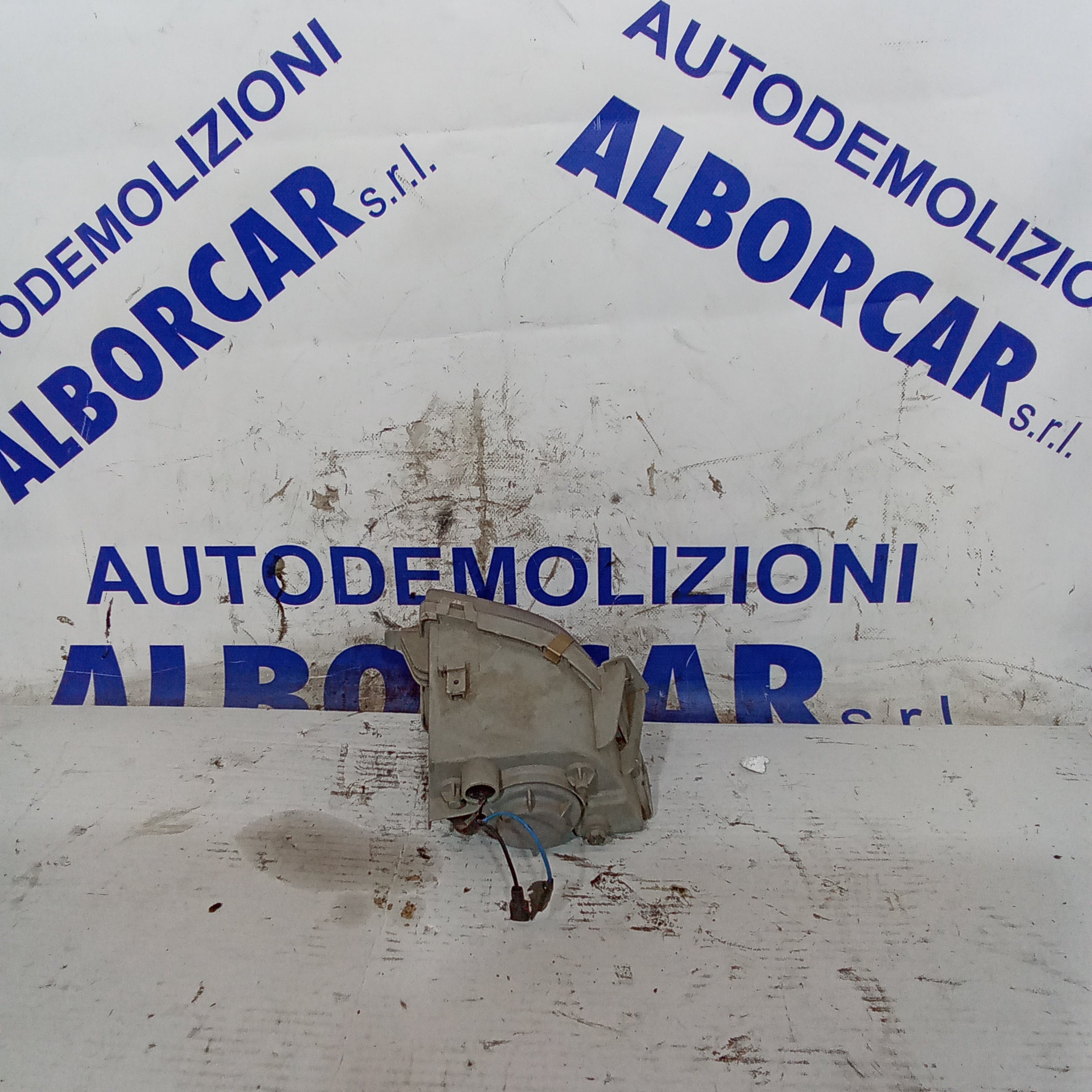 faro antiniebla delantero derecho Ssangyong Rexton año 2004