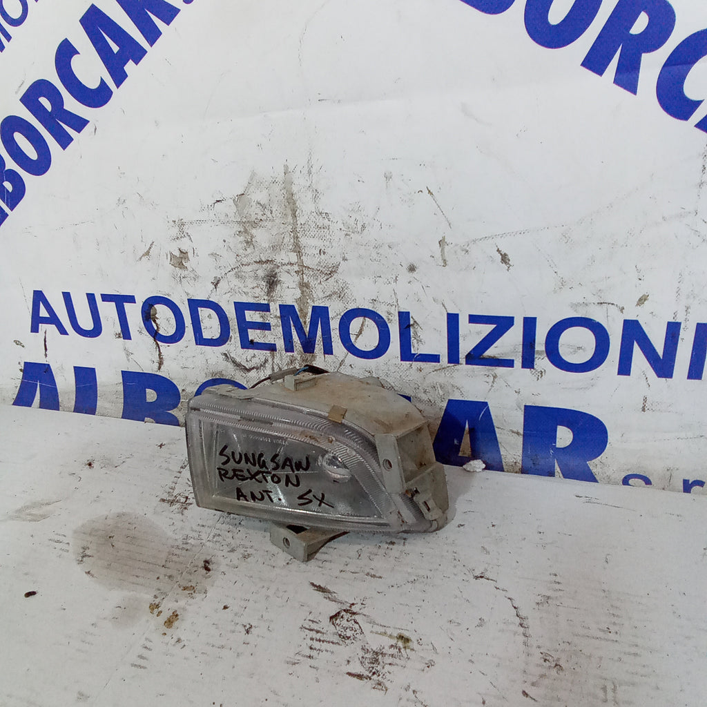 Faro fendinebbia anteriore sinistro ssangyong rexton anno 2004