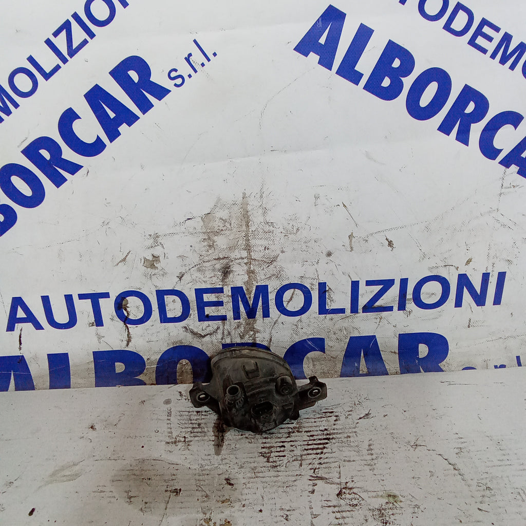 faro fendinebbia anteriore destro renault clio 1.2 benzina anno 2002
