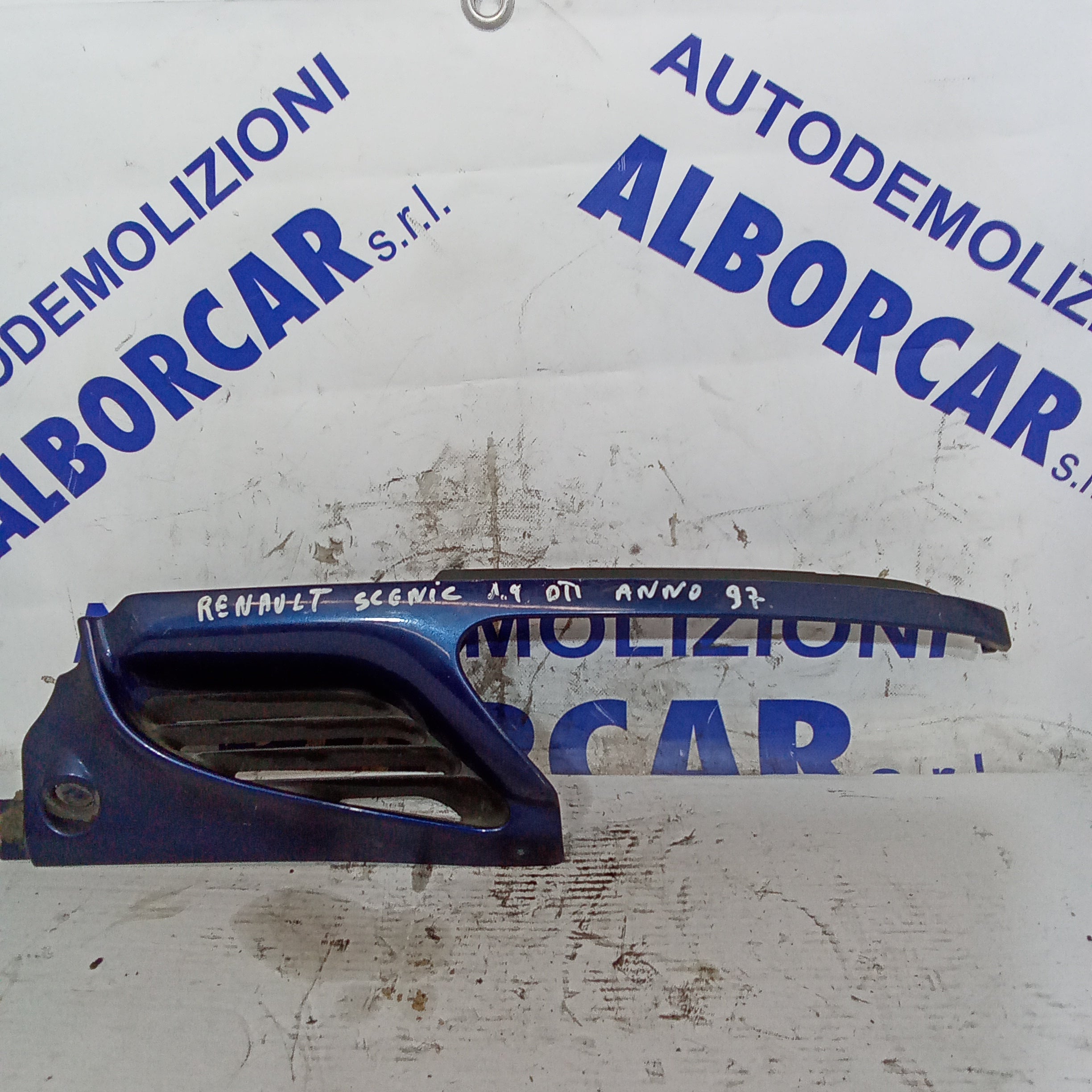 mascherina griglia frontale inferiore sinistro renault scenic 1.9 tdi anno 1997