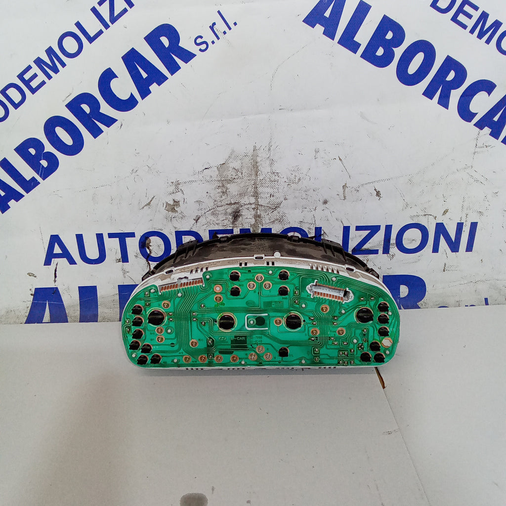 cuadro de instrumentos cuentakilómetros Hyundai Getz 1.4d año 2001/2008 código 940031C550