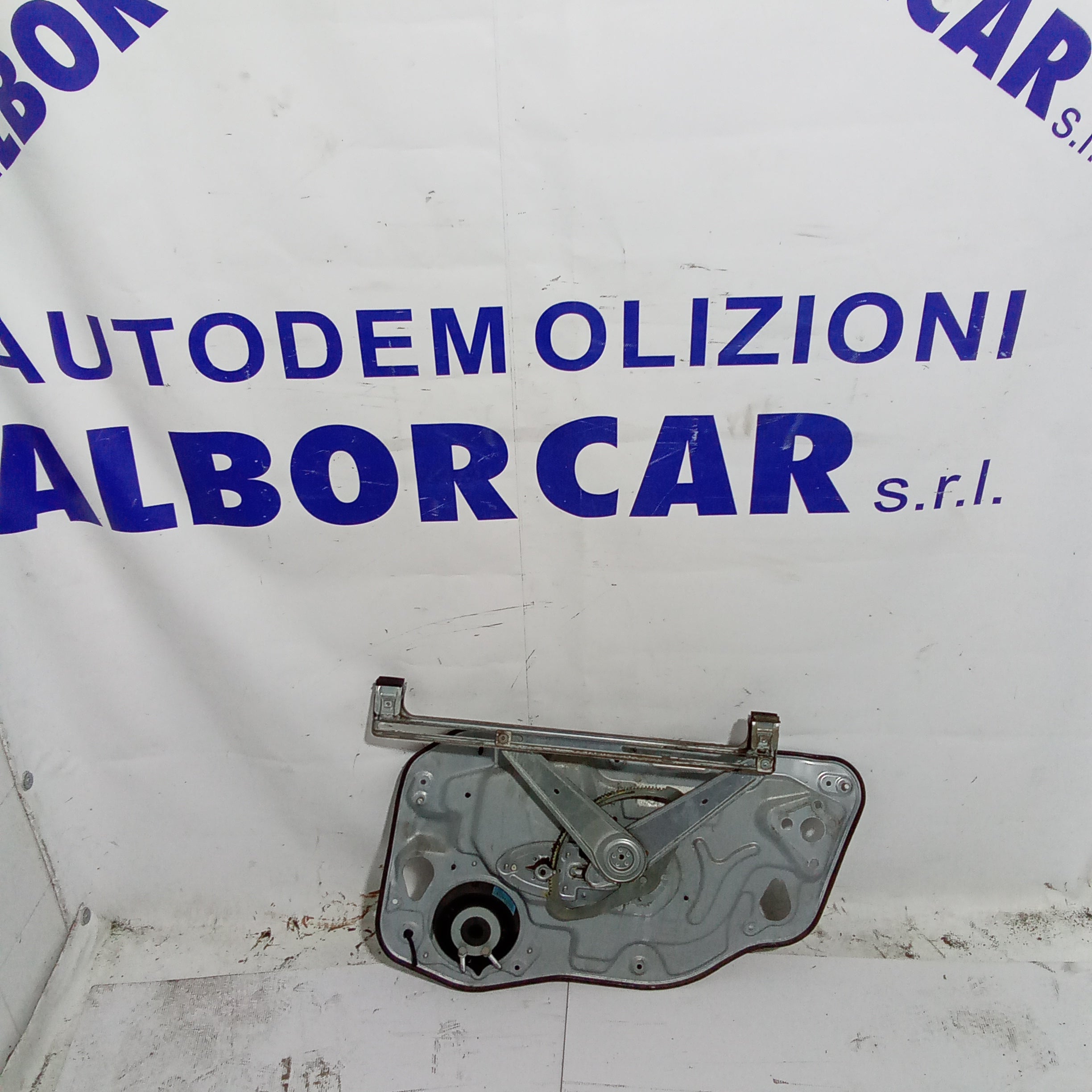 Alzavetro anteriore sinistro completo volvo V40 anno 2000