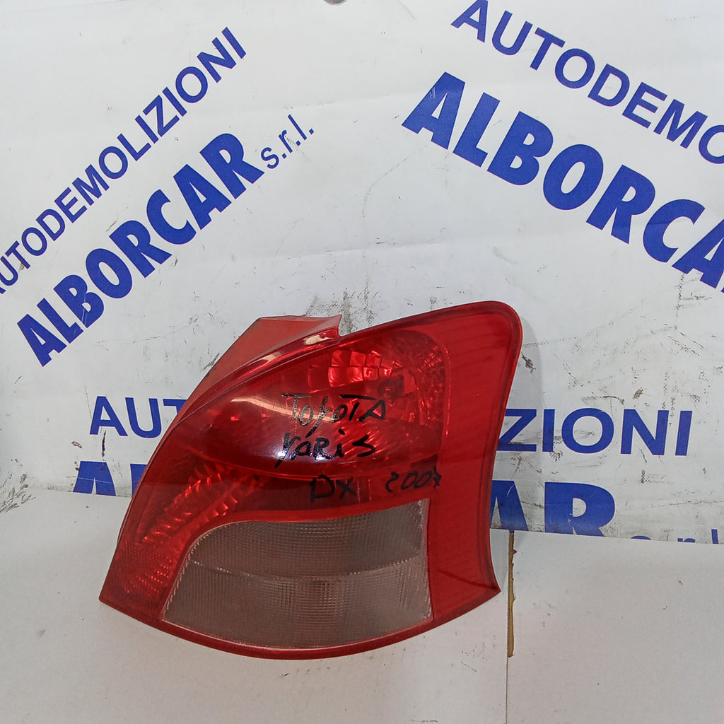 Fanale stop posteriore destro toyota yaris anno 2007