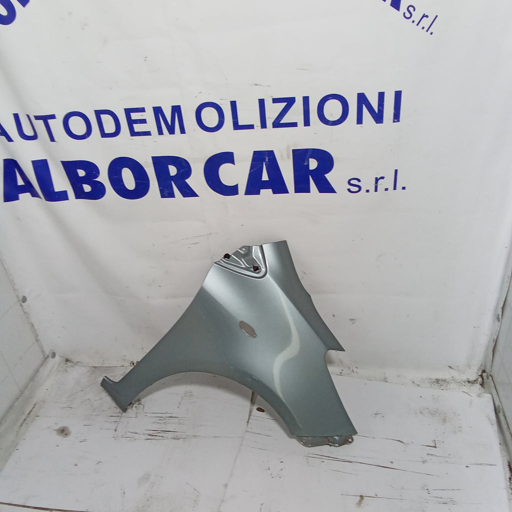 parafango fianchetto anteriore destro toyota yaris anno 2007