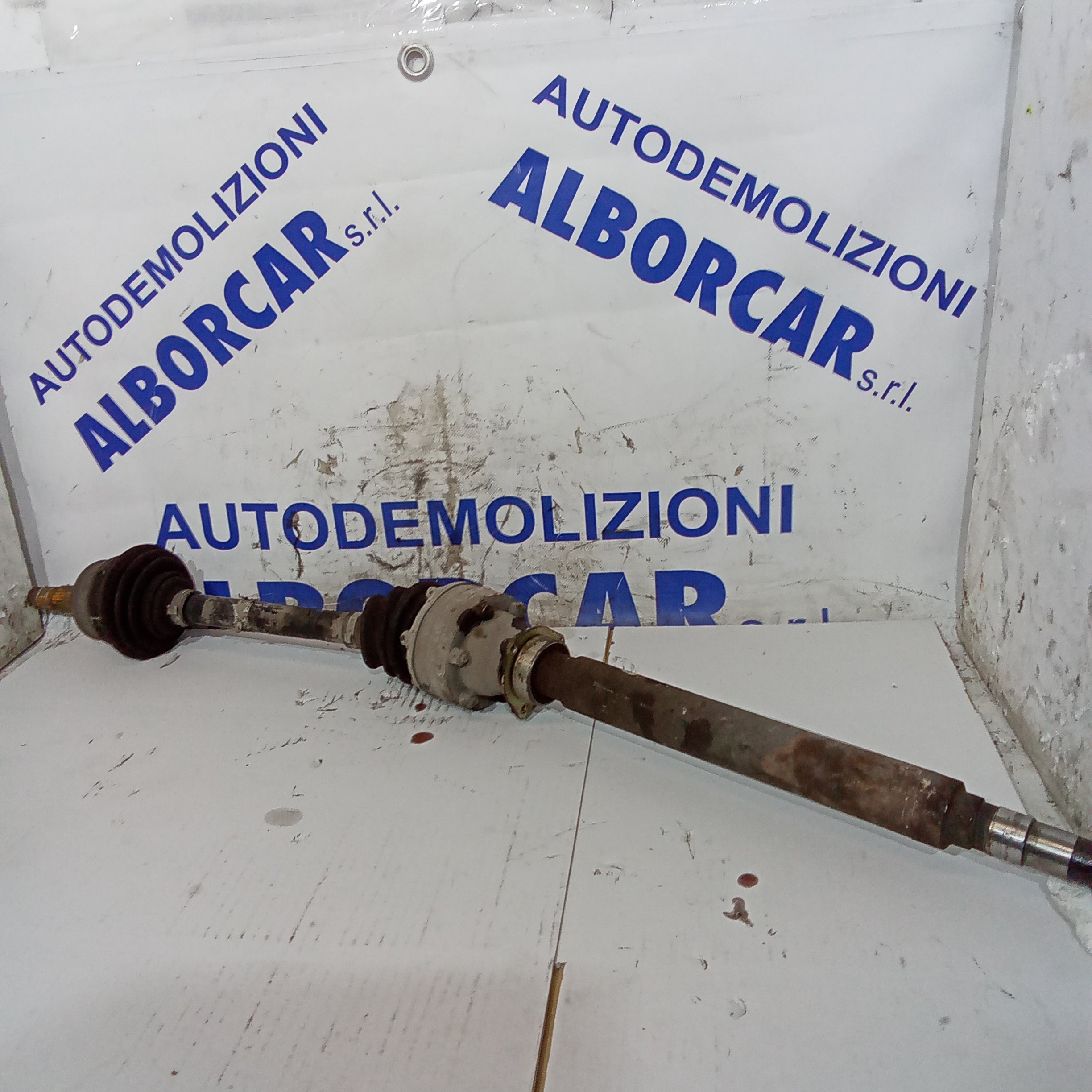 Semiasse anteriore destro alfa 156  2.0 twin spark anno 2004