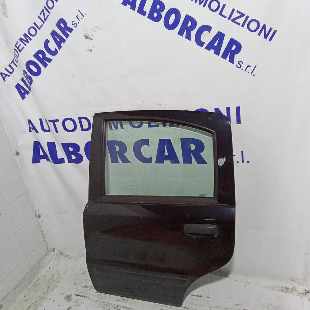 Puerta trasera izquierda (completa) Fiat Panda año 2010