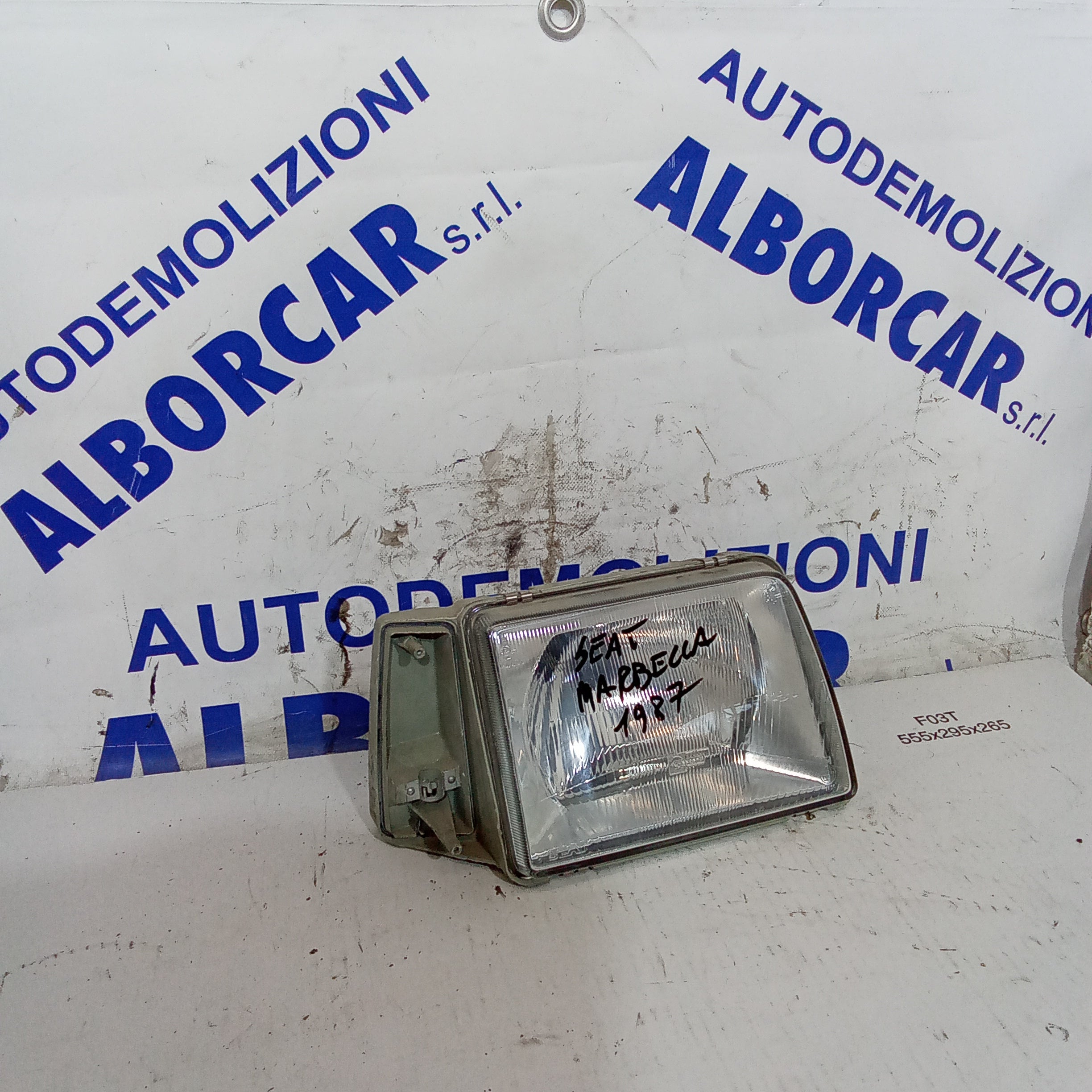 faro delantero derecho seat marbella año 1987