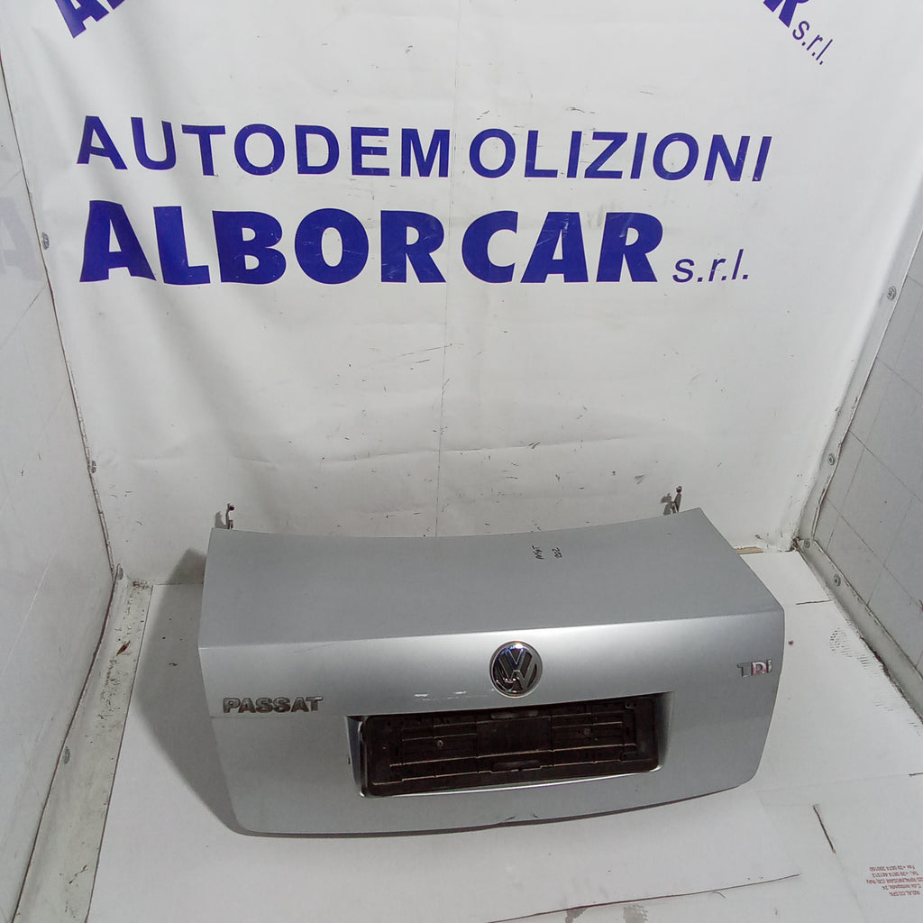Rear trunk lid Volkswagen Passat year 2002