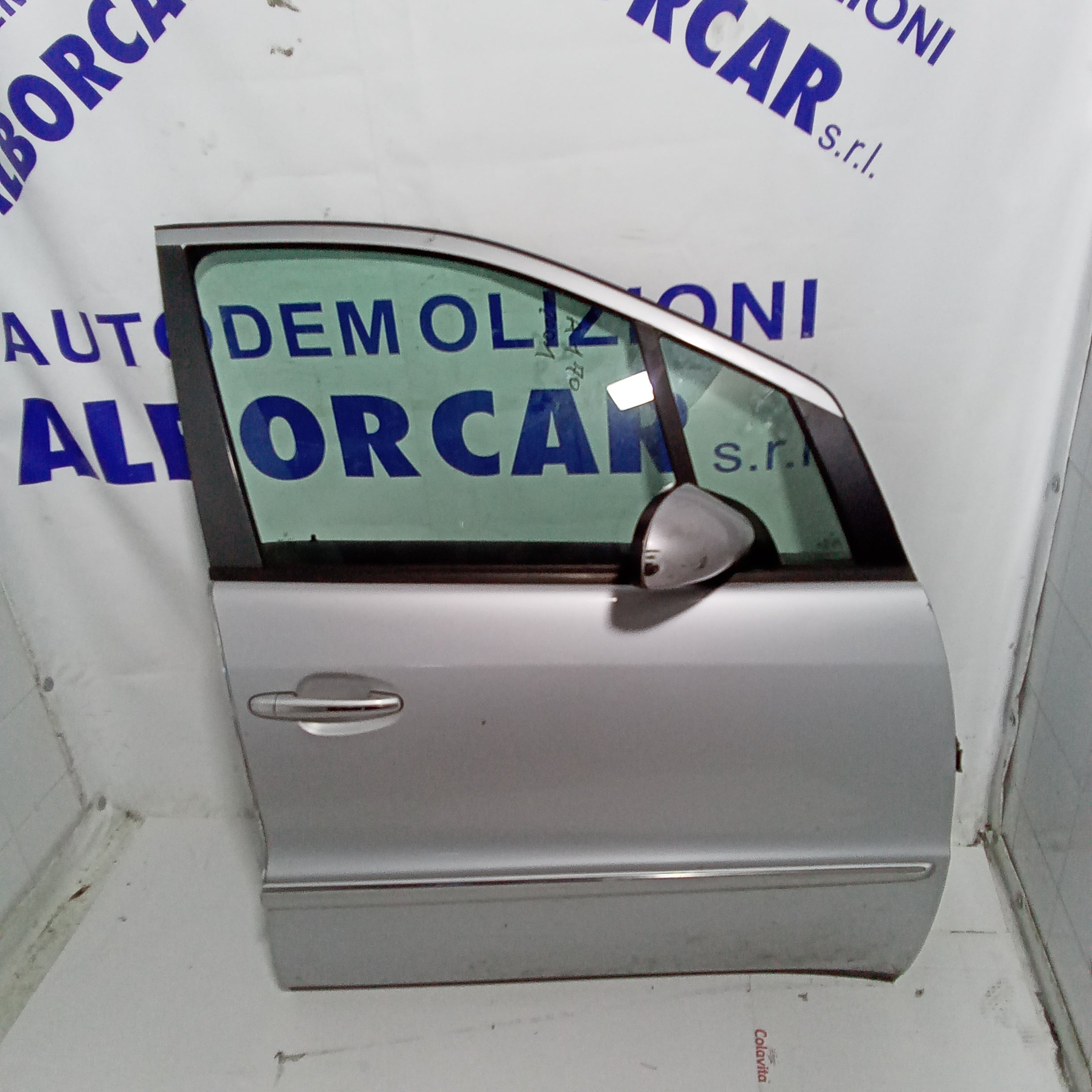 right front door (complete) mercedes A170 year 2001