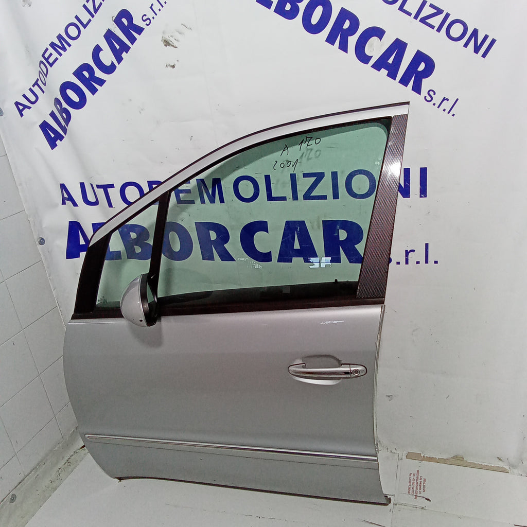 left front door (complete) Mercedes A170 year 2001