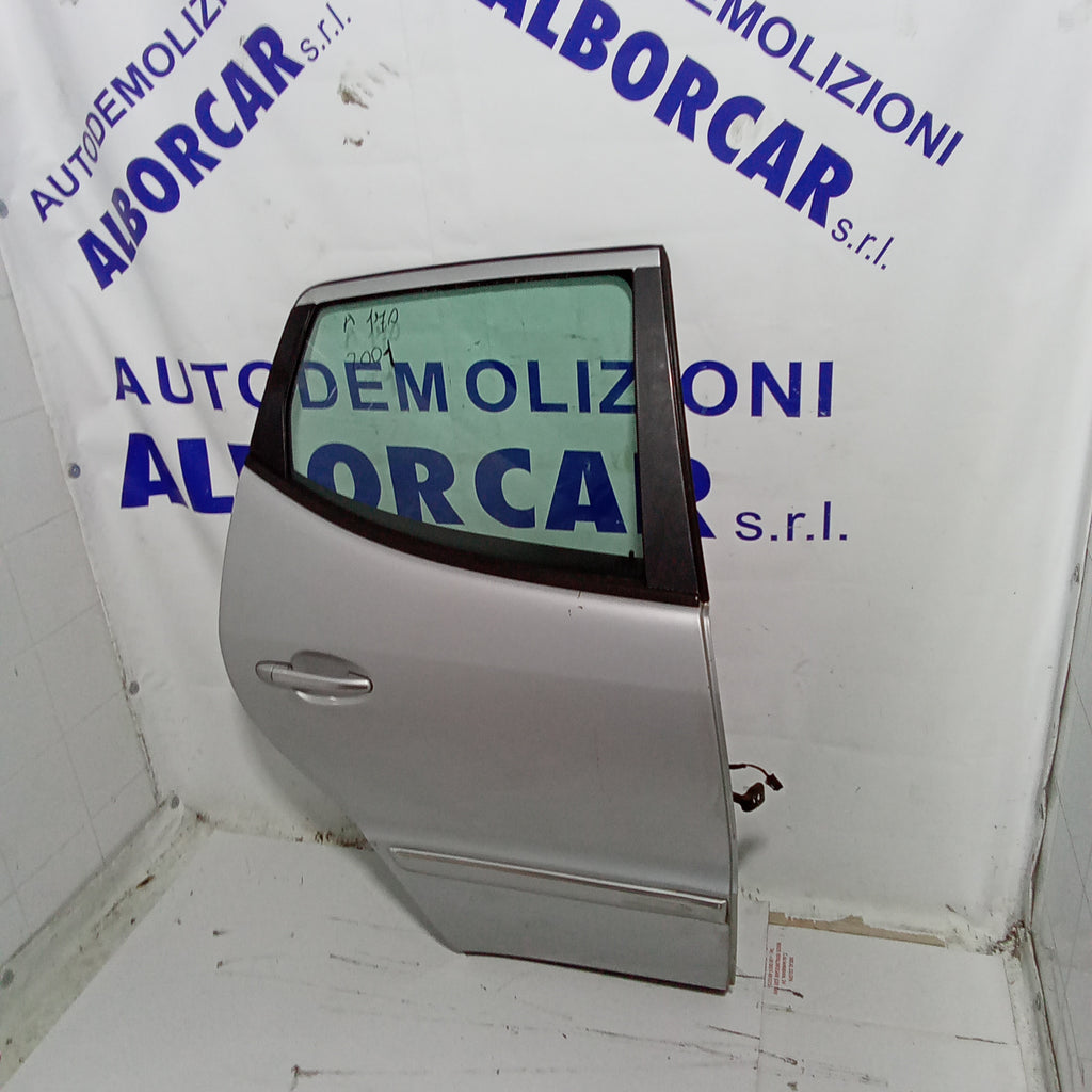 rear right door (complete) Mercedes A170 year 2001