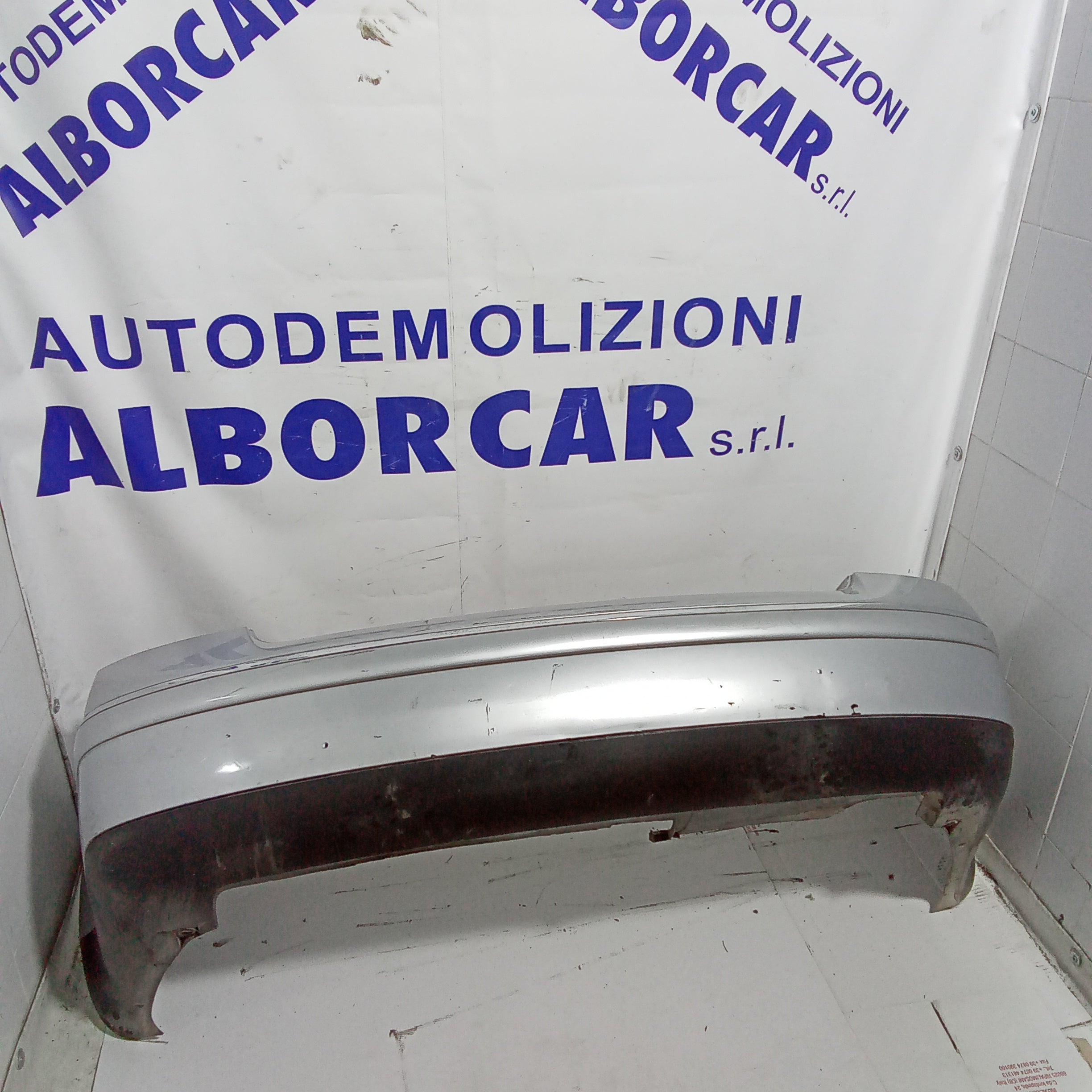 Rear bumper Volkswagen Passat year 2001