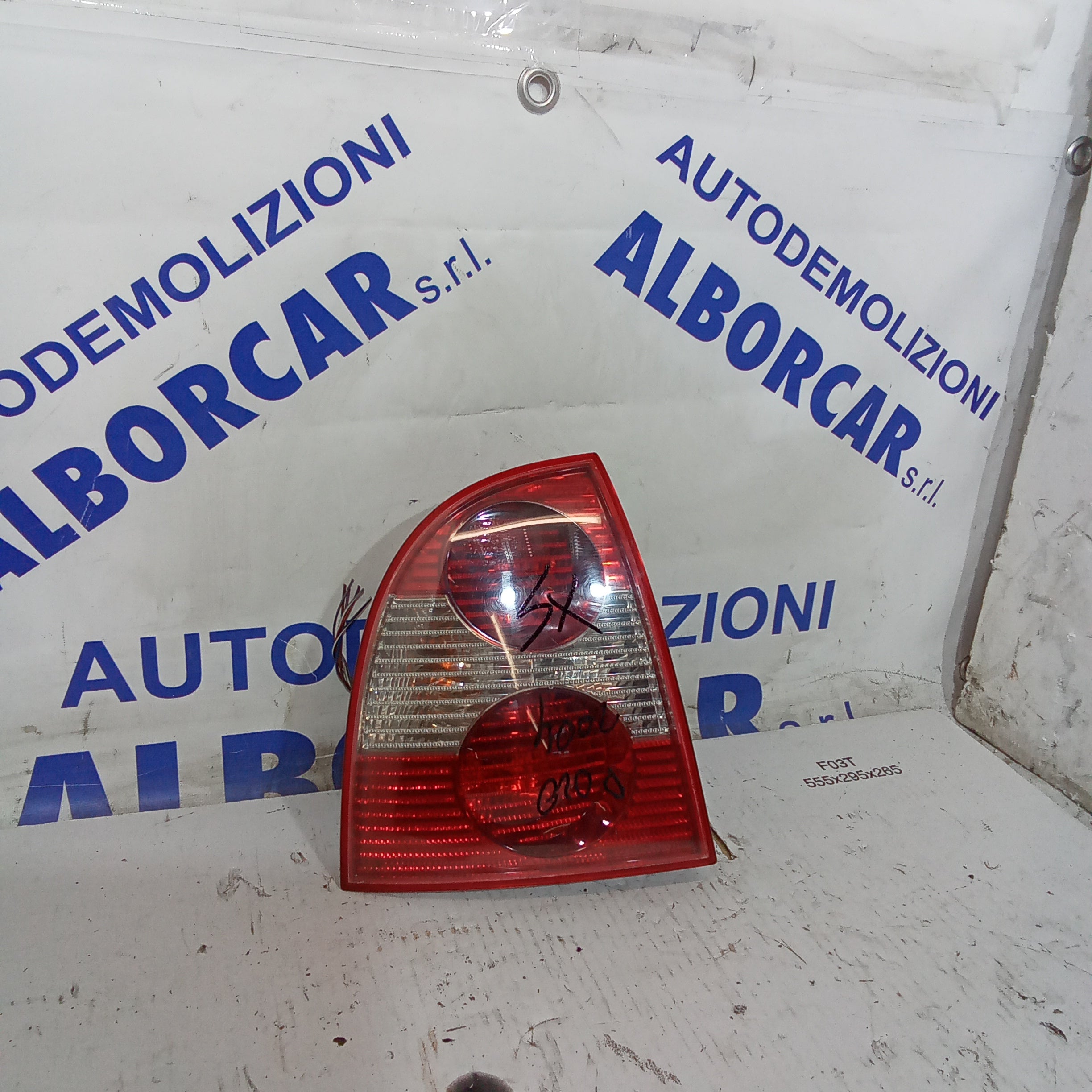 Fanale stop posteriore sinistro volkswagen polo anno 2004