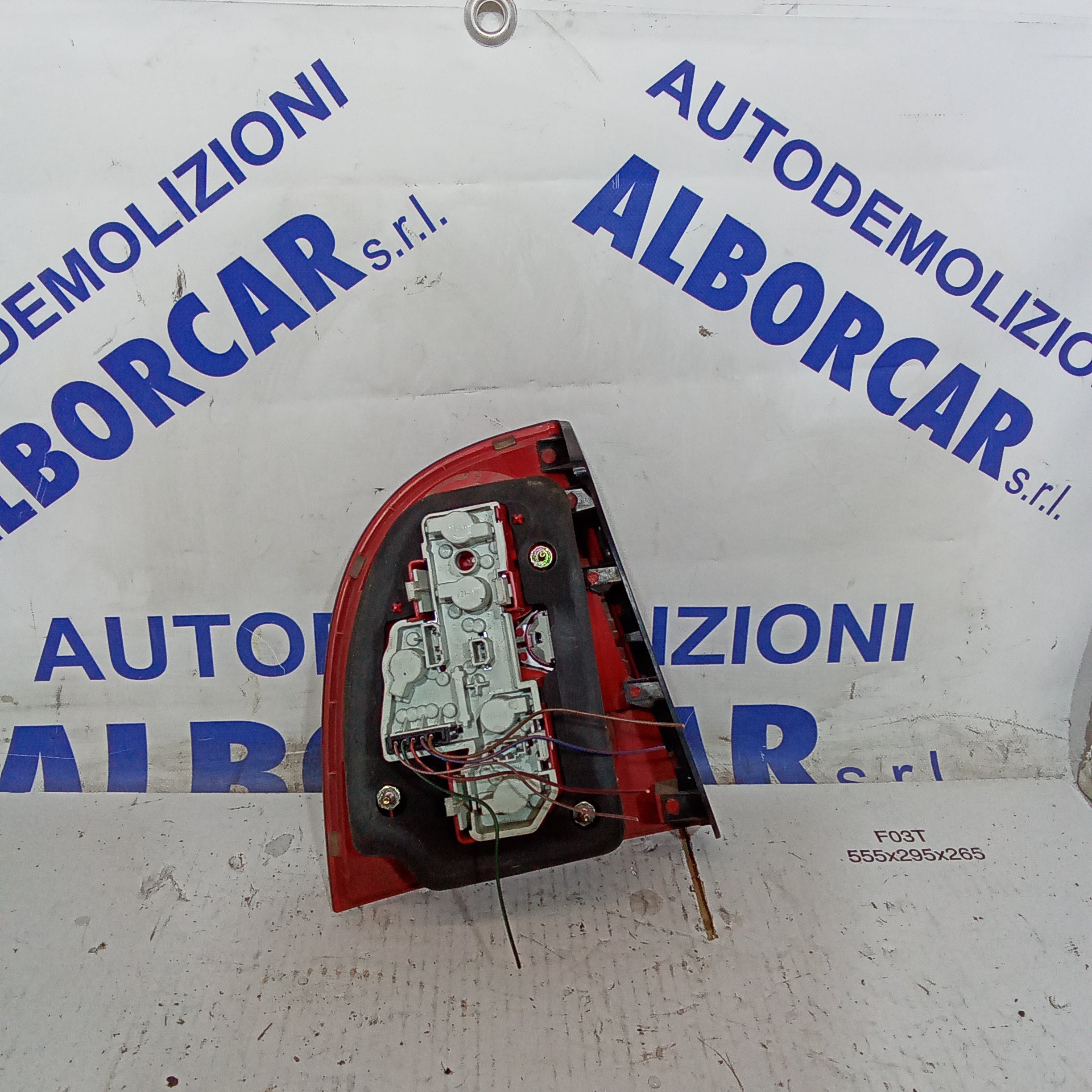 Fanale stop posteriore destro volkswagen polo anno 2004