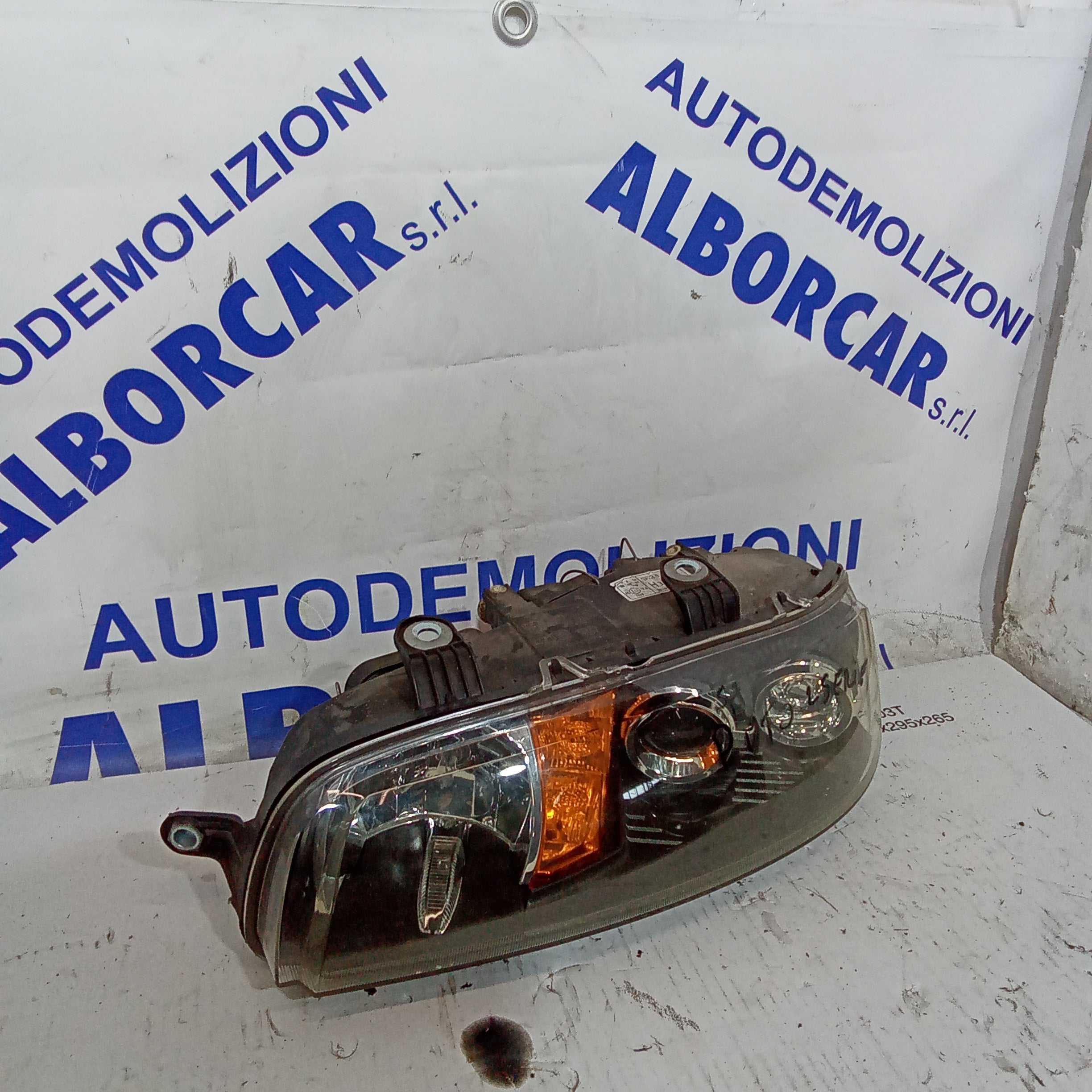 headlight left front fiat punto 2nd series
