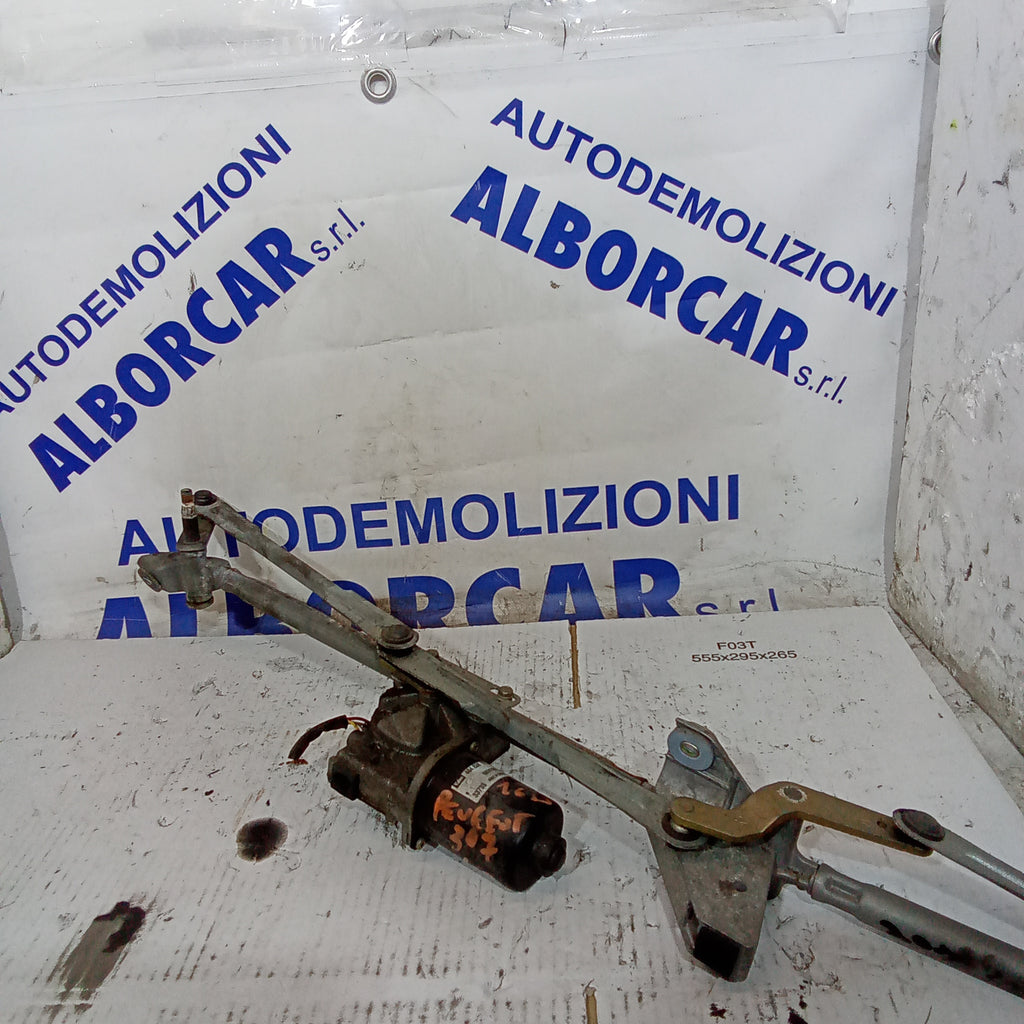 Motor de limpiaparabrisas delantero Peugeot 307 SW 1.6 diésel año 2001/2009 código 404638