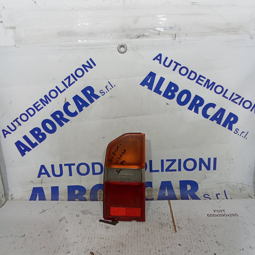 Suzuki Vitara 1999 left rear taillight