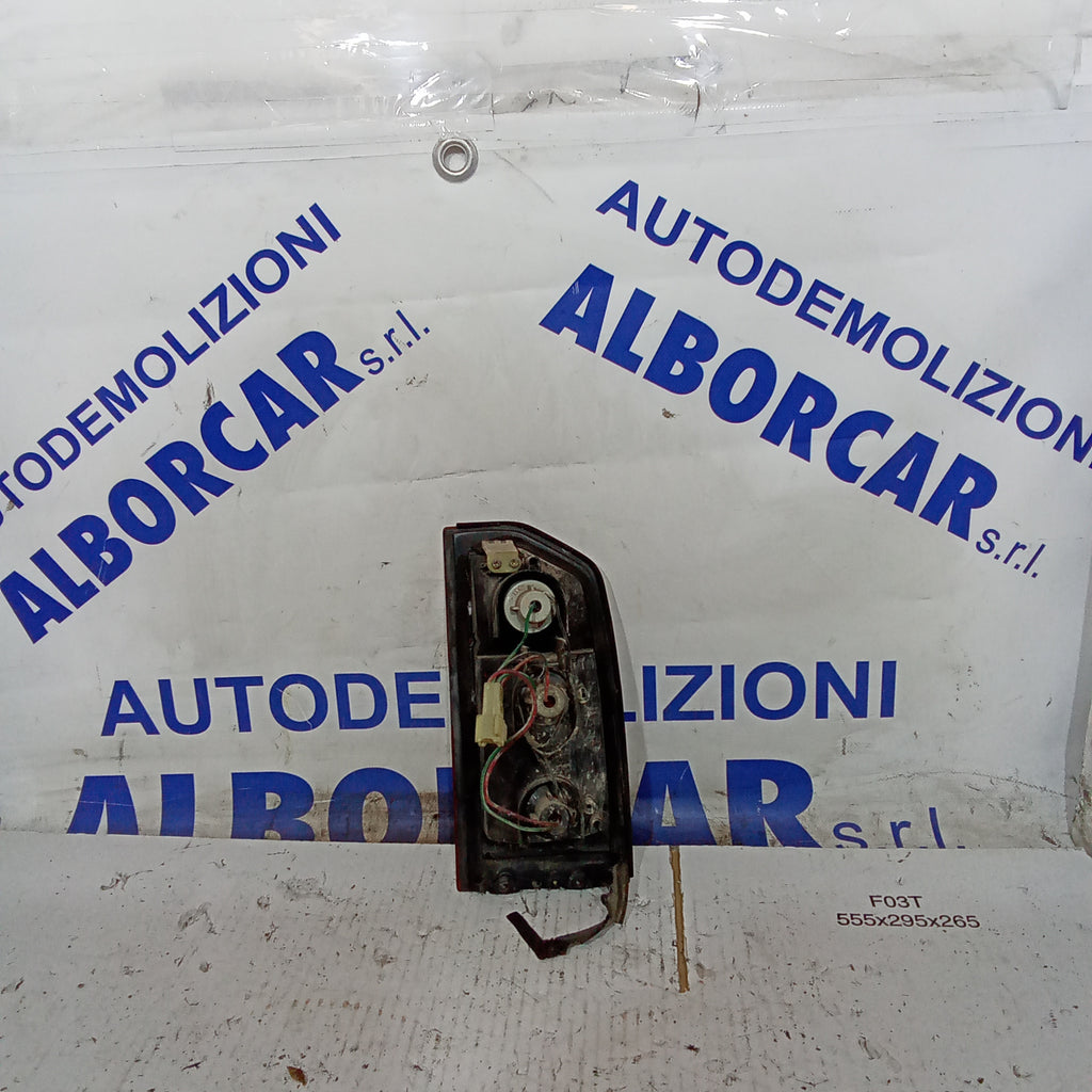 Suzuki Vitara 1999 left rear taillight