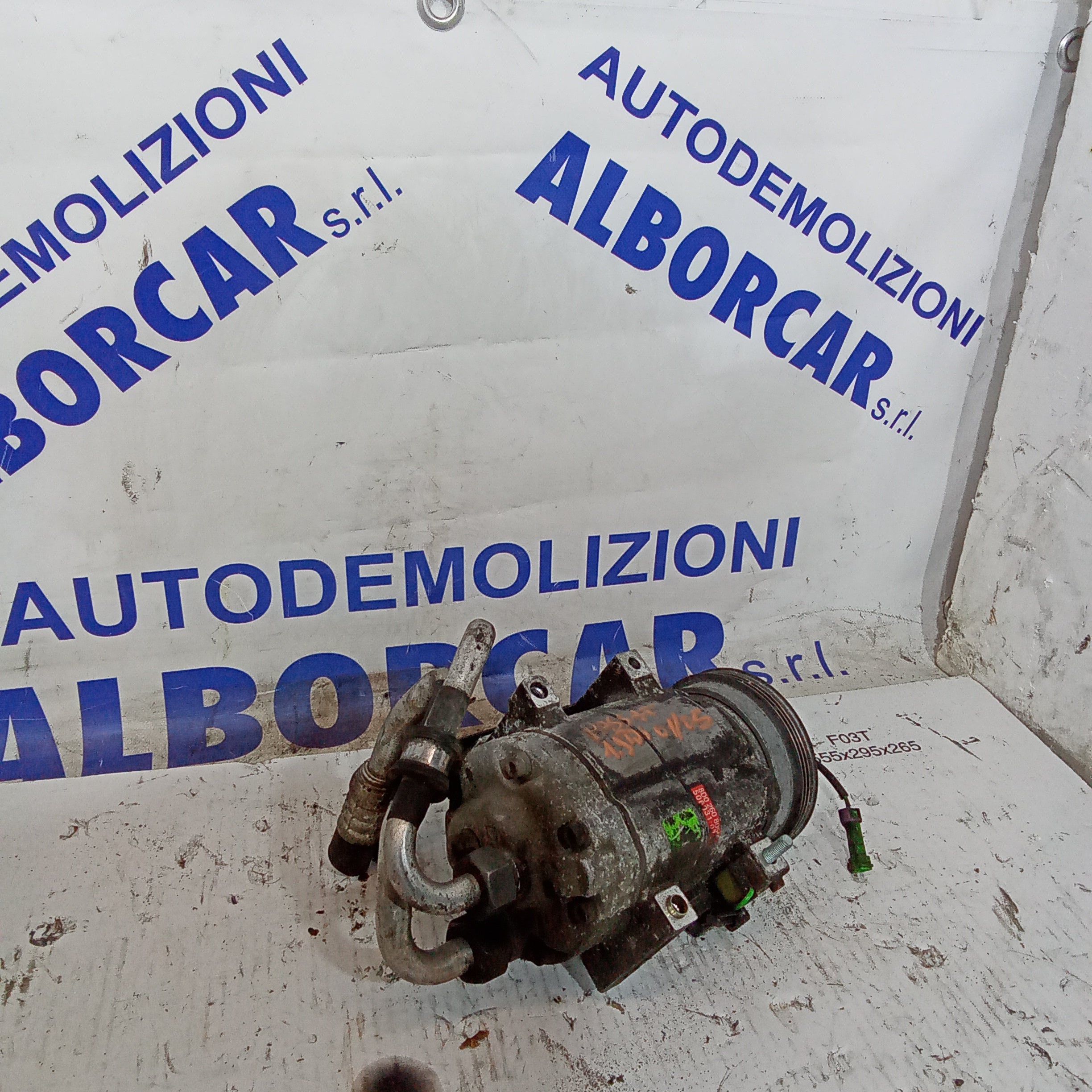 Air conditioning compressor Volkswagen Polo 1.9 TDI year 2001/2005 part number 8D0260805D