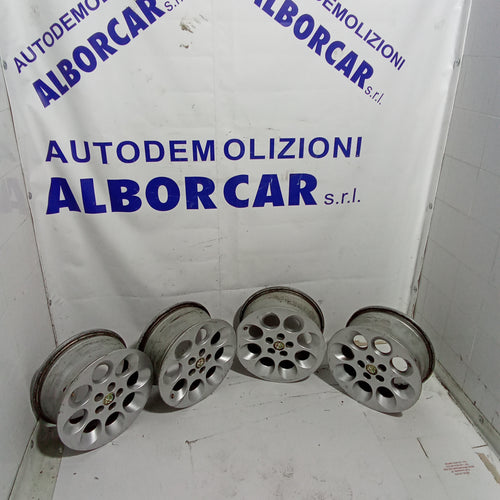 4 cerchi in lega 15  pollici alfa 156 5 fori codice 60663885
