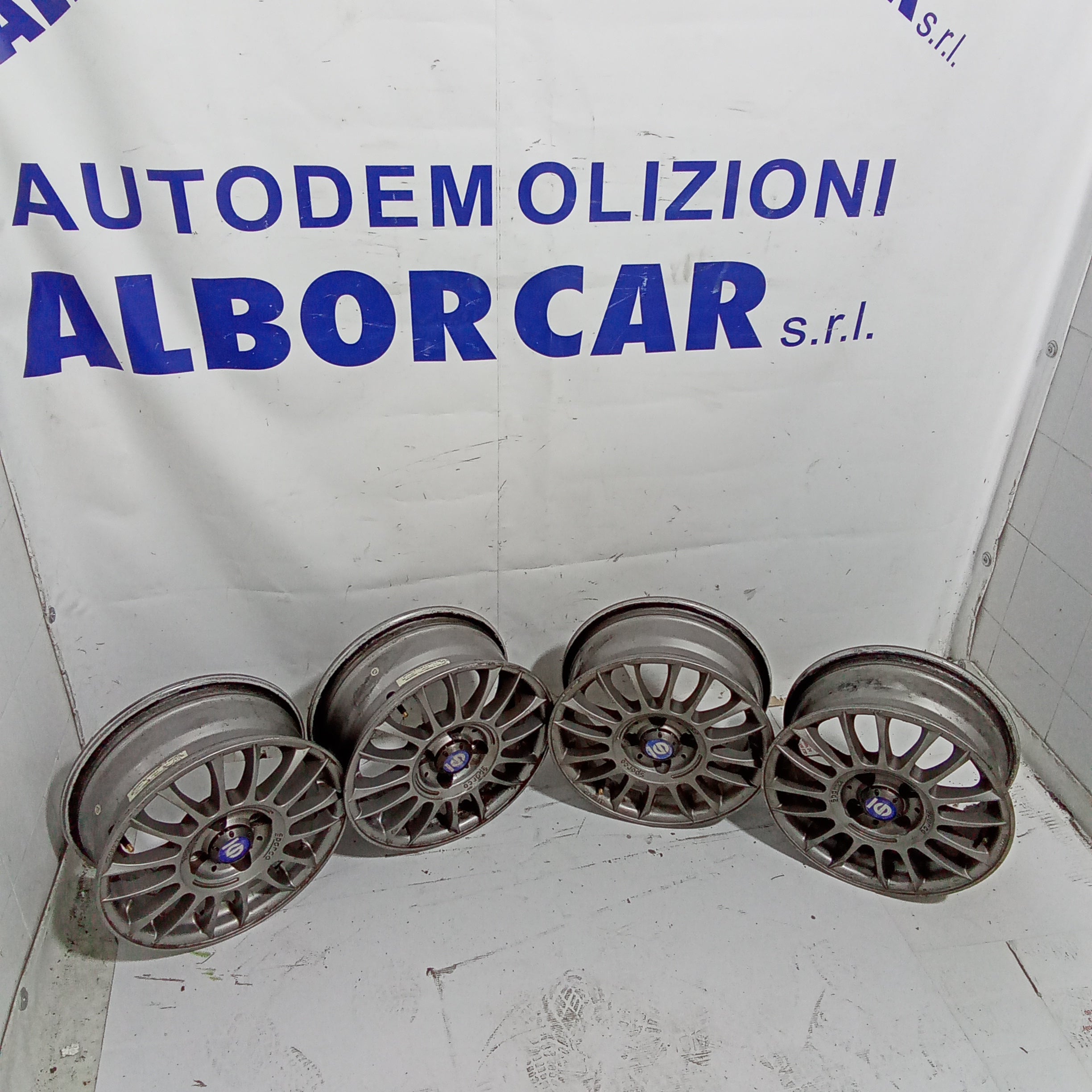 4 cerchi in lega 14 pollici 4 fori sparco