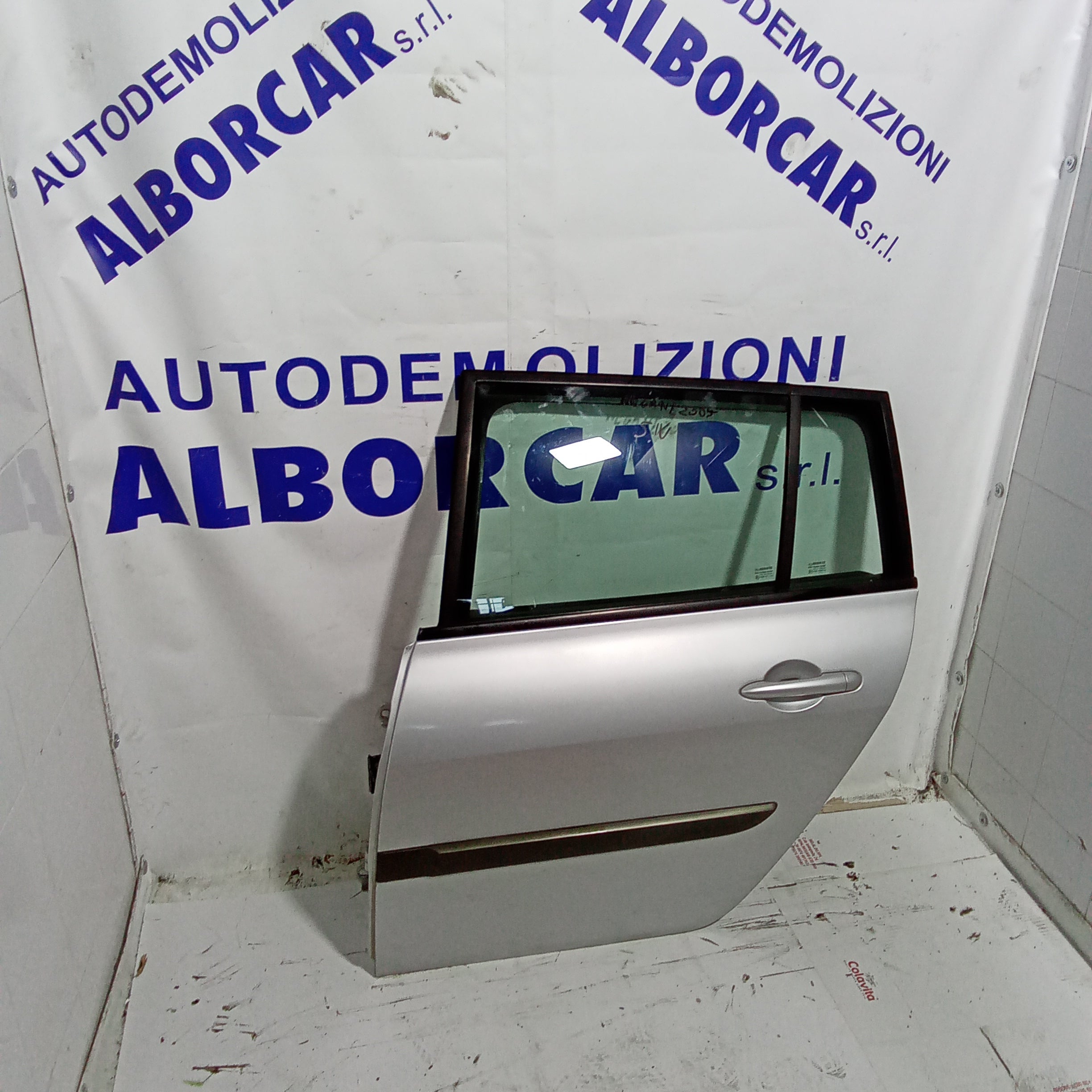 left rear door (complete) Renault Megane SW dCi year 2005
