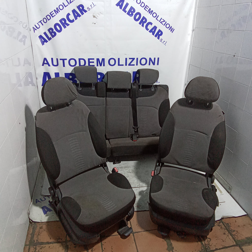 Upholstery (complete) Fiat Stilo SW year 2006