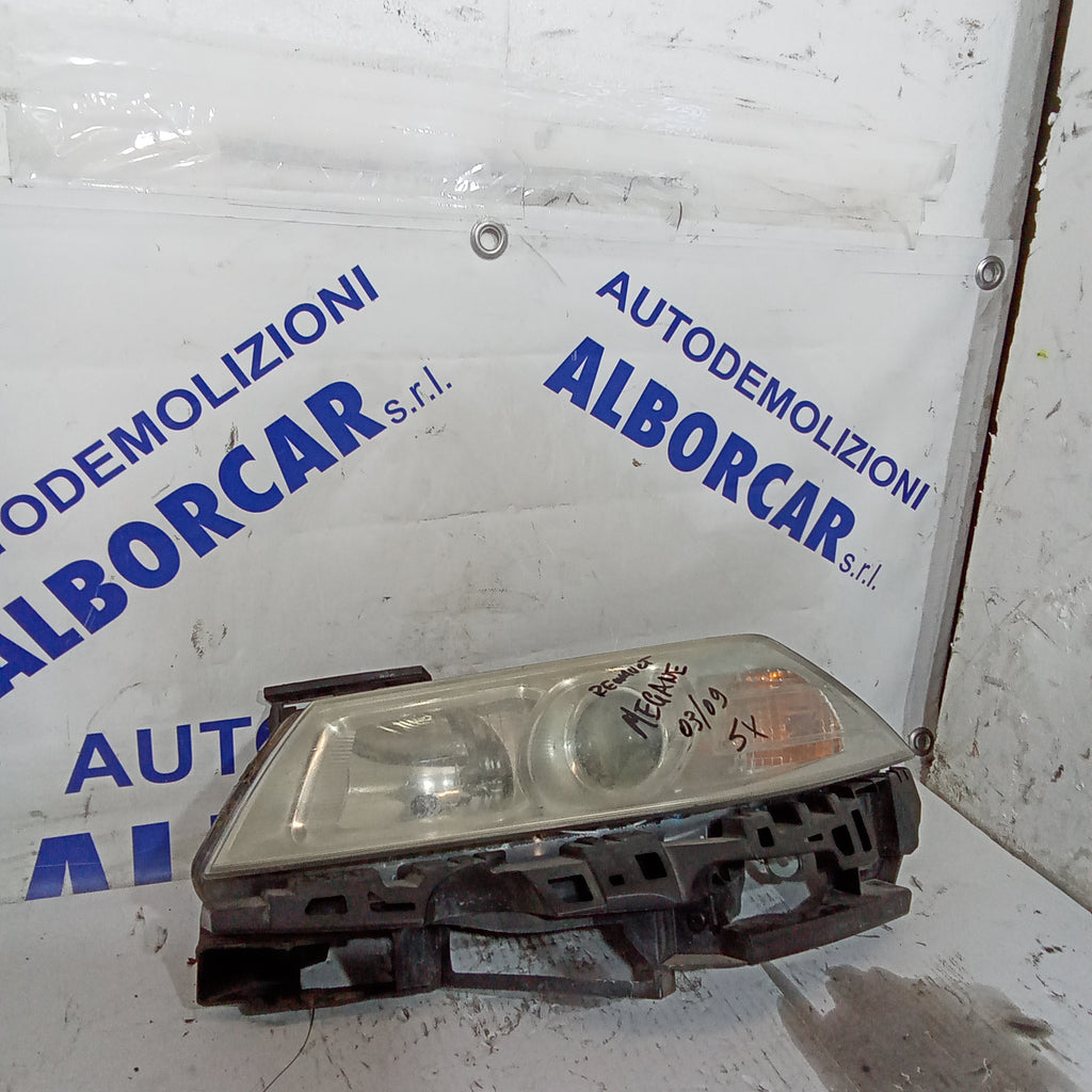 Renault Megane 2003-2009 left front headlight