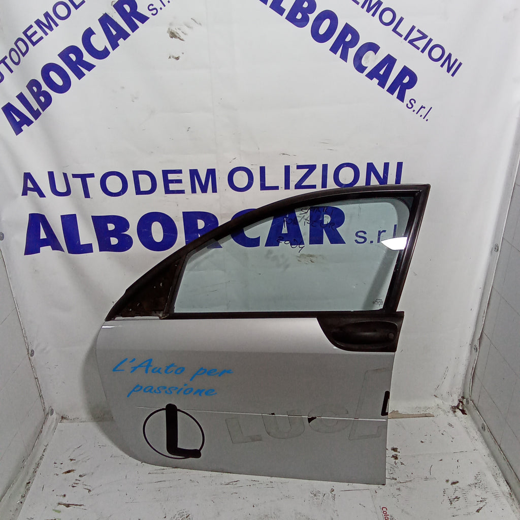 Front left door (complete) Smart Forfour year 2004