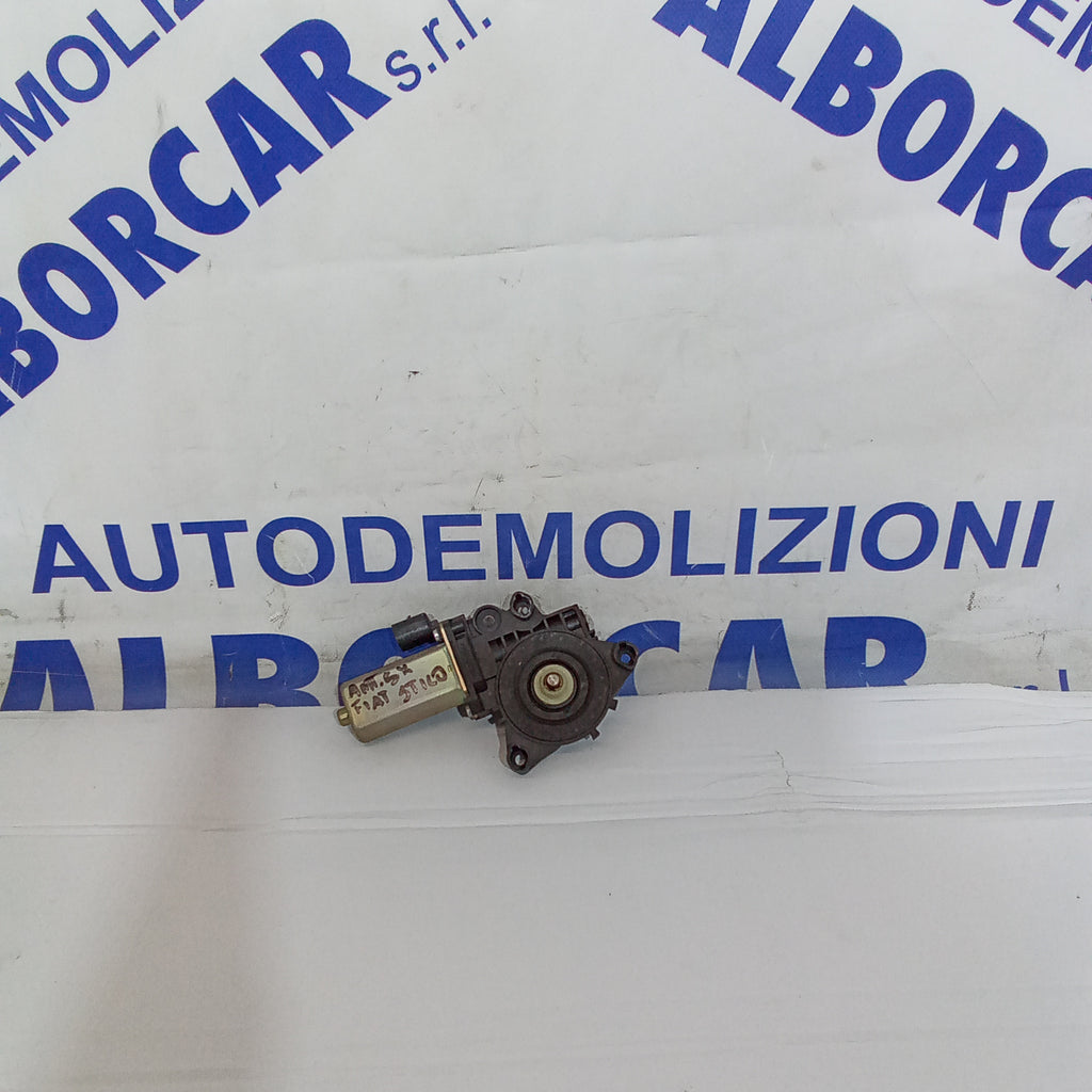 front left power window motor Fiat Stilo year 2001/2010 part number 9030210