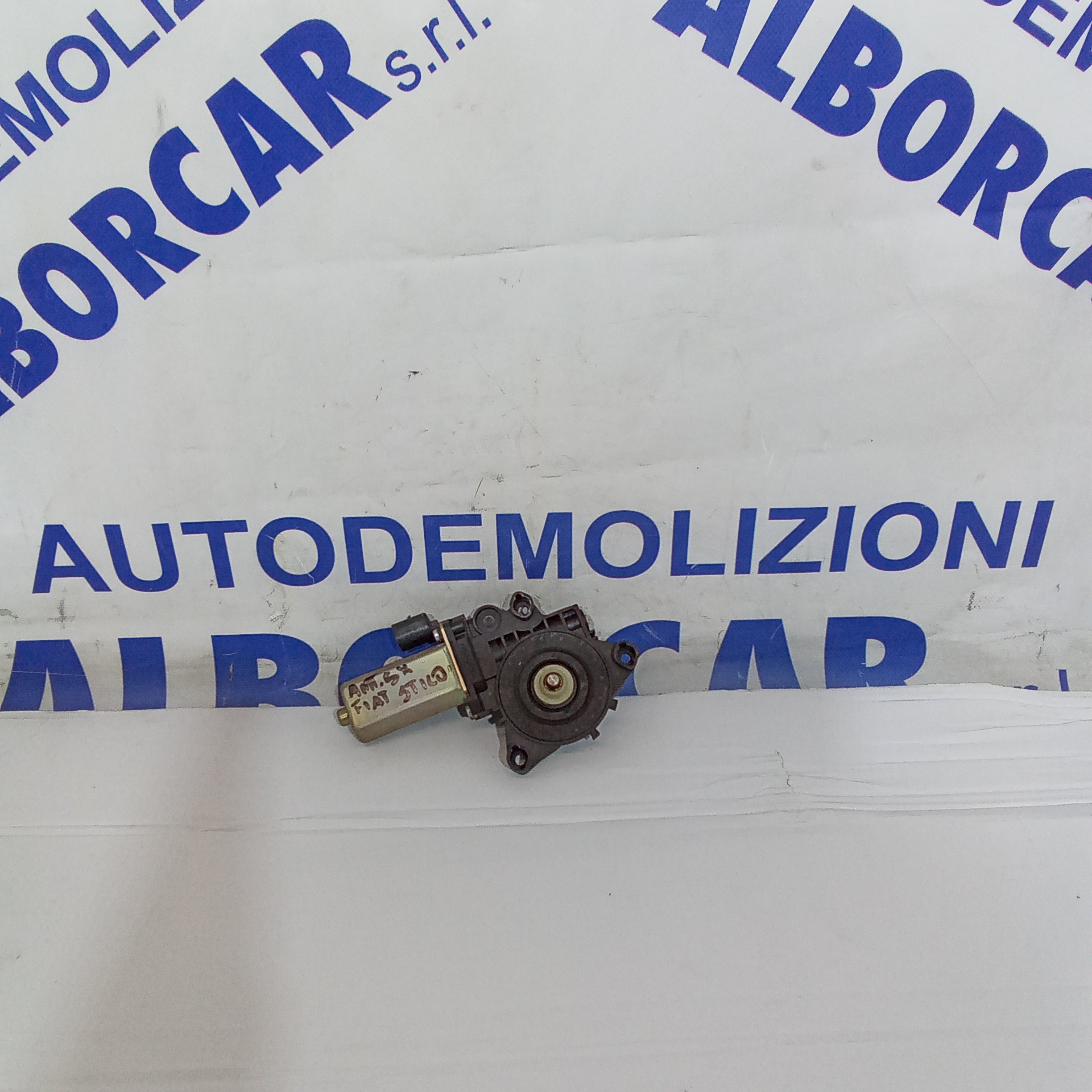 front left power window motor Fiat Stilo year 2001/2010 part number 9030210