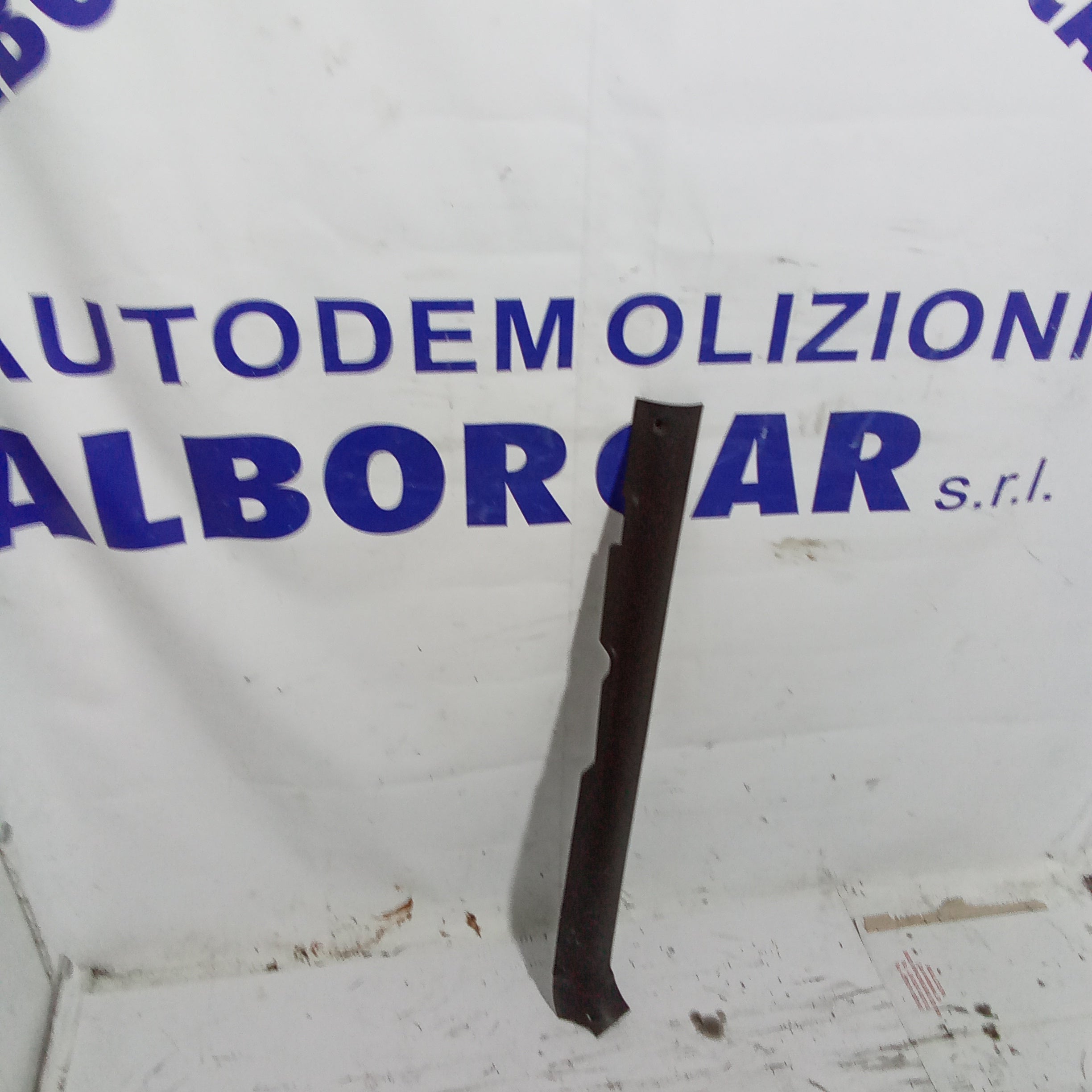 battitacco anteriore sinistro  Lancia Y 2^serie anno 2011