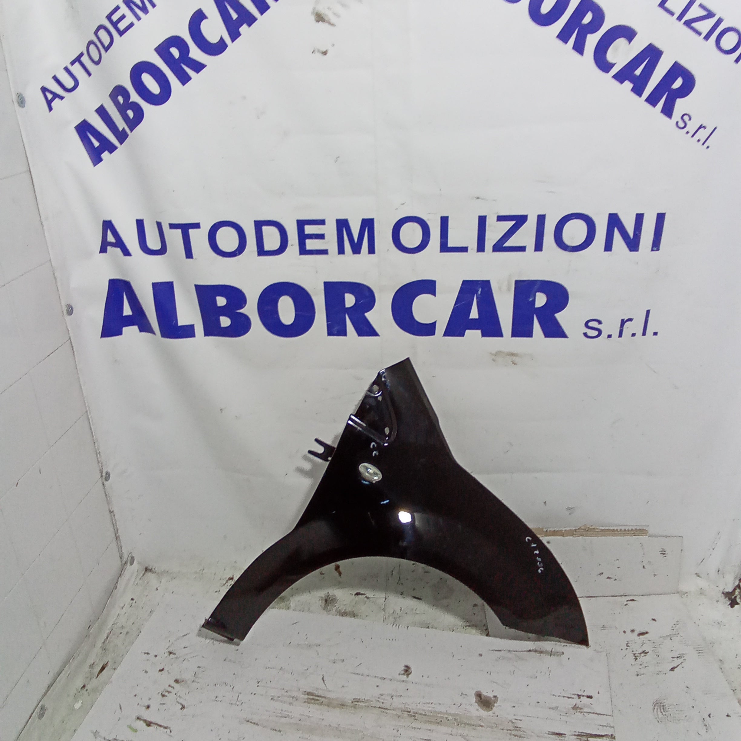 Parafango fianchetto anteriore destro citroen C2 anno 2006