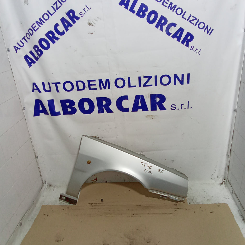 Parafango fianchetto anteriore destro fiat tipo anno 1996