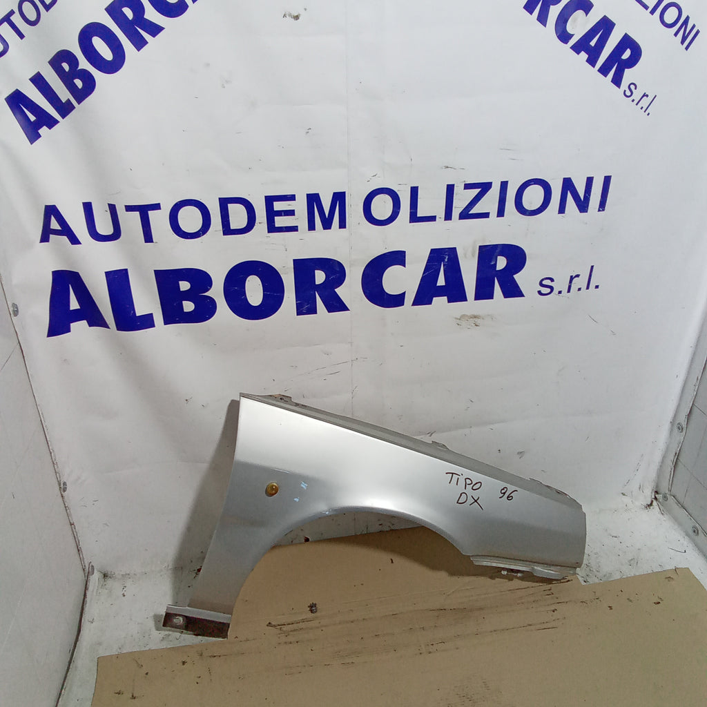 Parafango fianchetto anteriore destro fiat tipo anno 1996