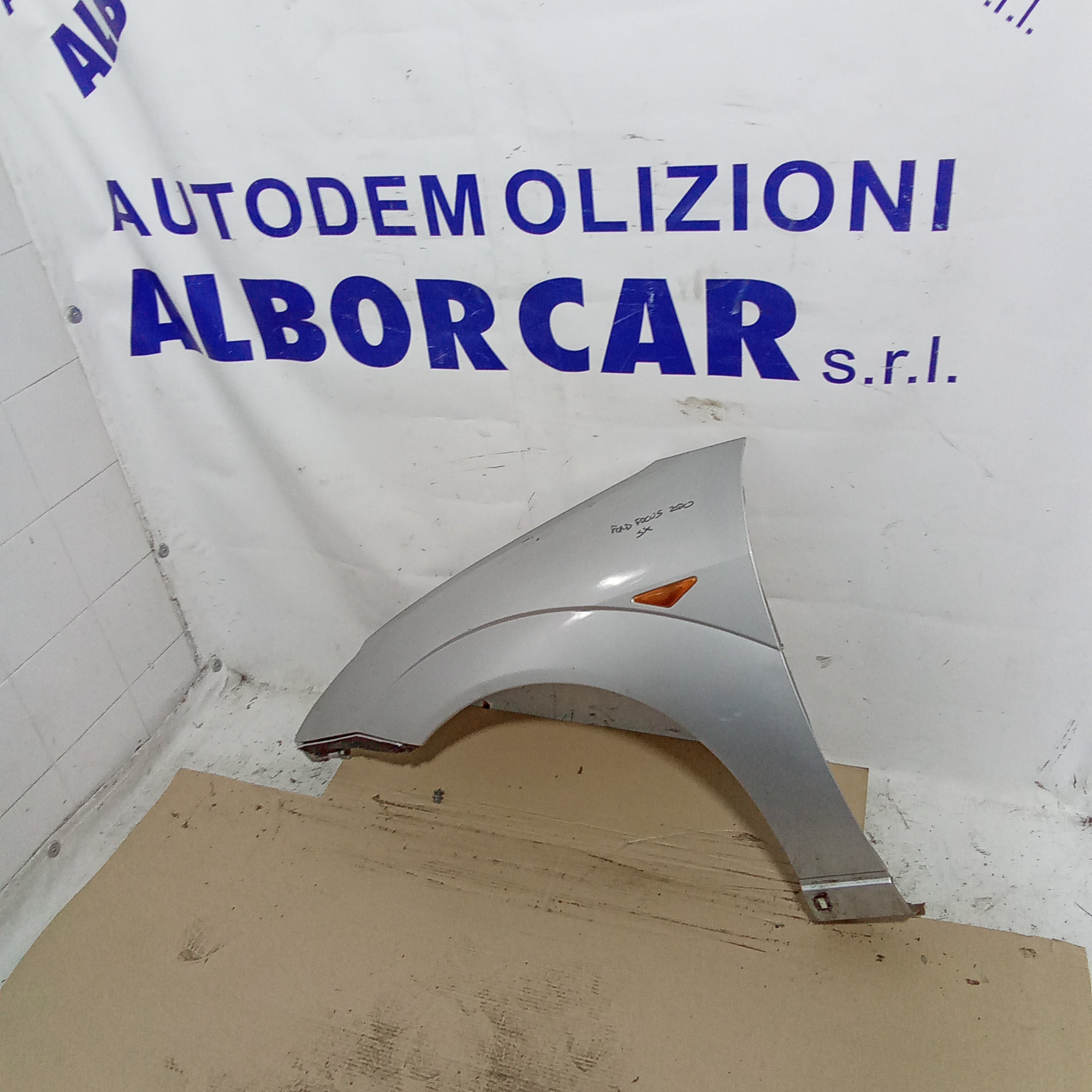 parafango fianchetto anteriore sinistro ford focus anno 2000