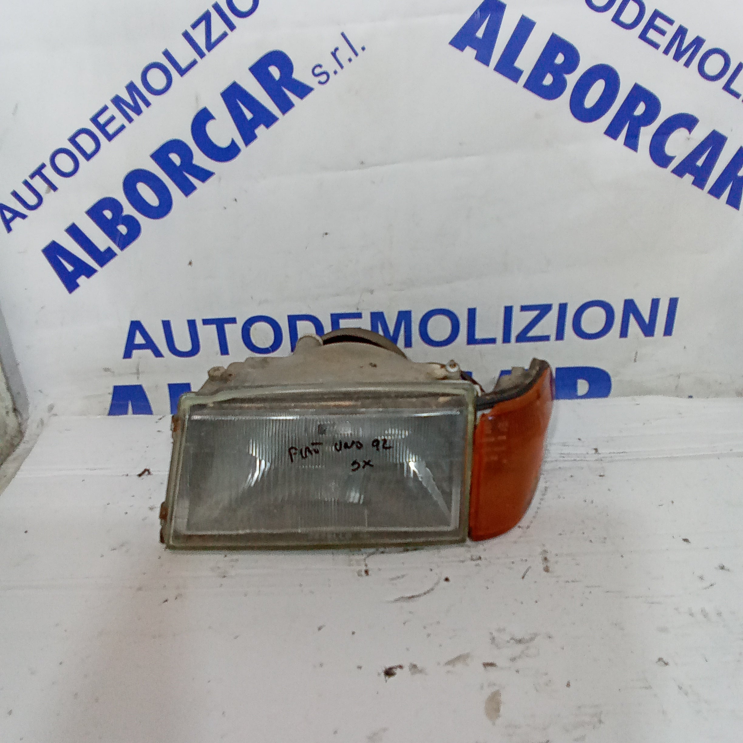 fanale faro anteriore sinistro fiat uno anno 1992