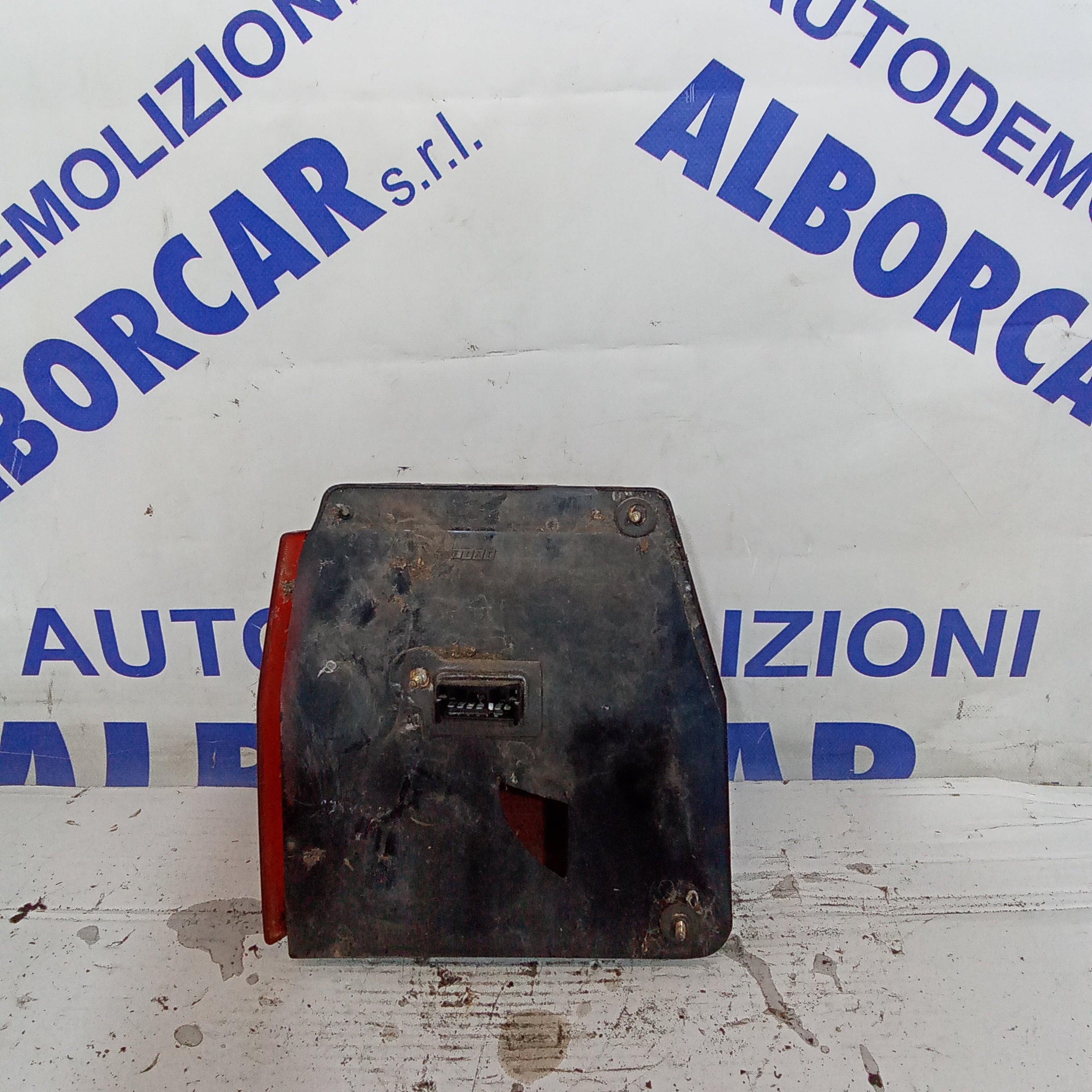 fanale stop posteriore destro fiat uno anno 1992