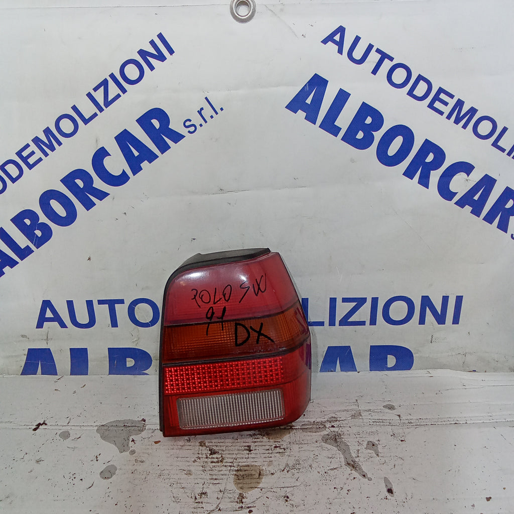 piloto trasero derecho Volkswagen Polo SW año 1991